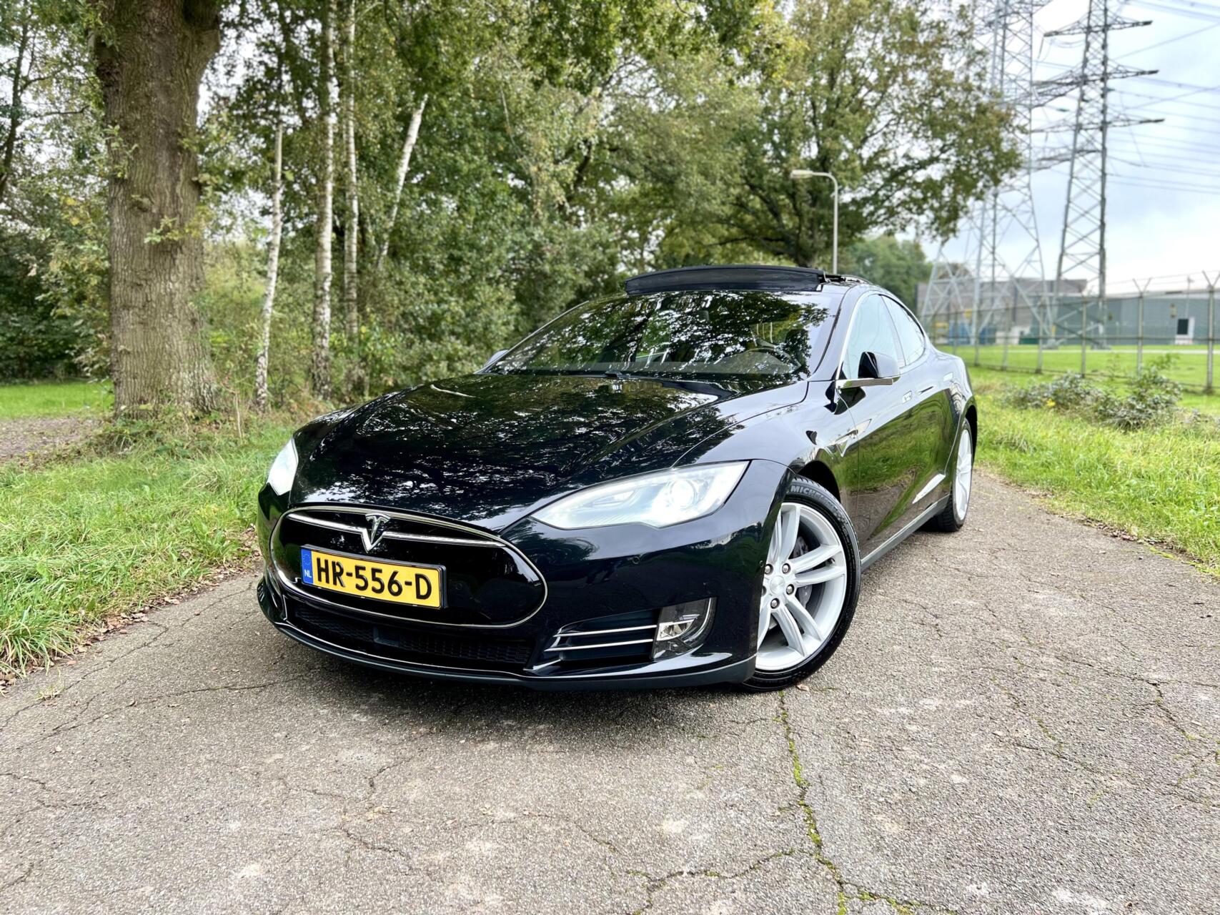 Tesla Model S 333PK Autopilot LED Panodak Leer Camera NAP✅ 2015 - voorkant