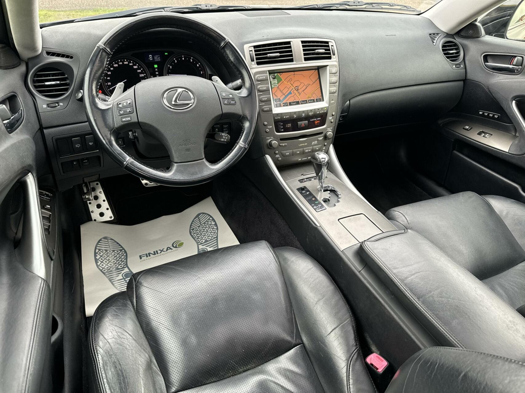 Foto van Lexus Is