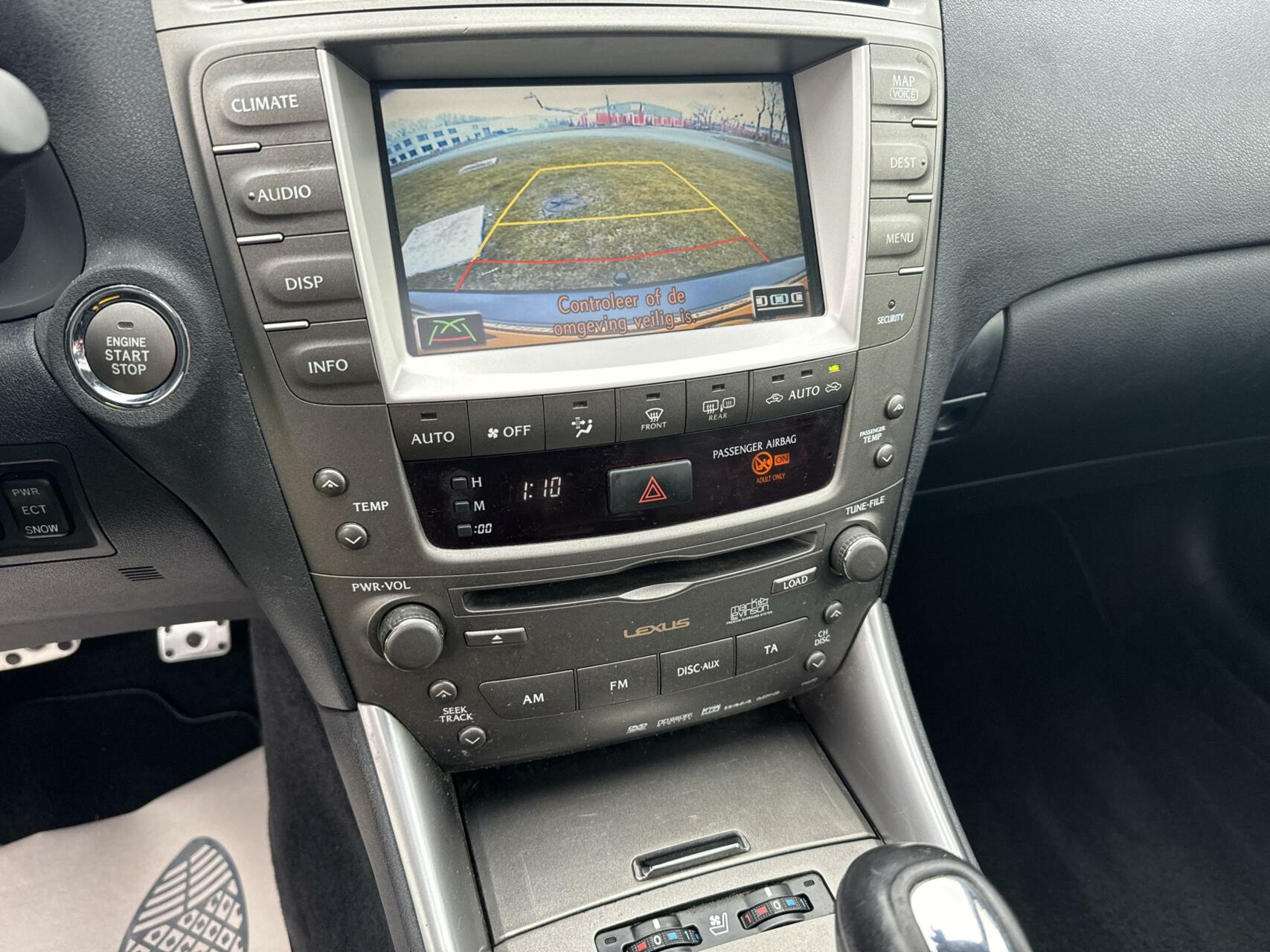 Foto van Lexus Is