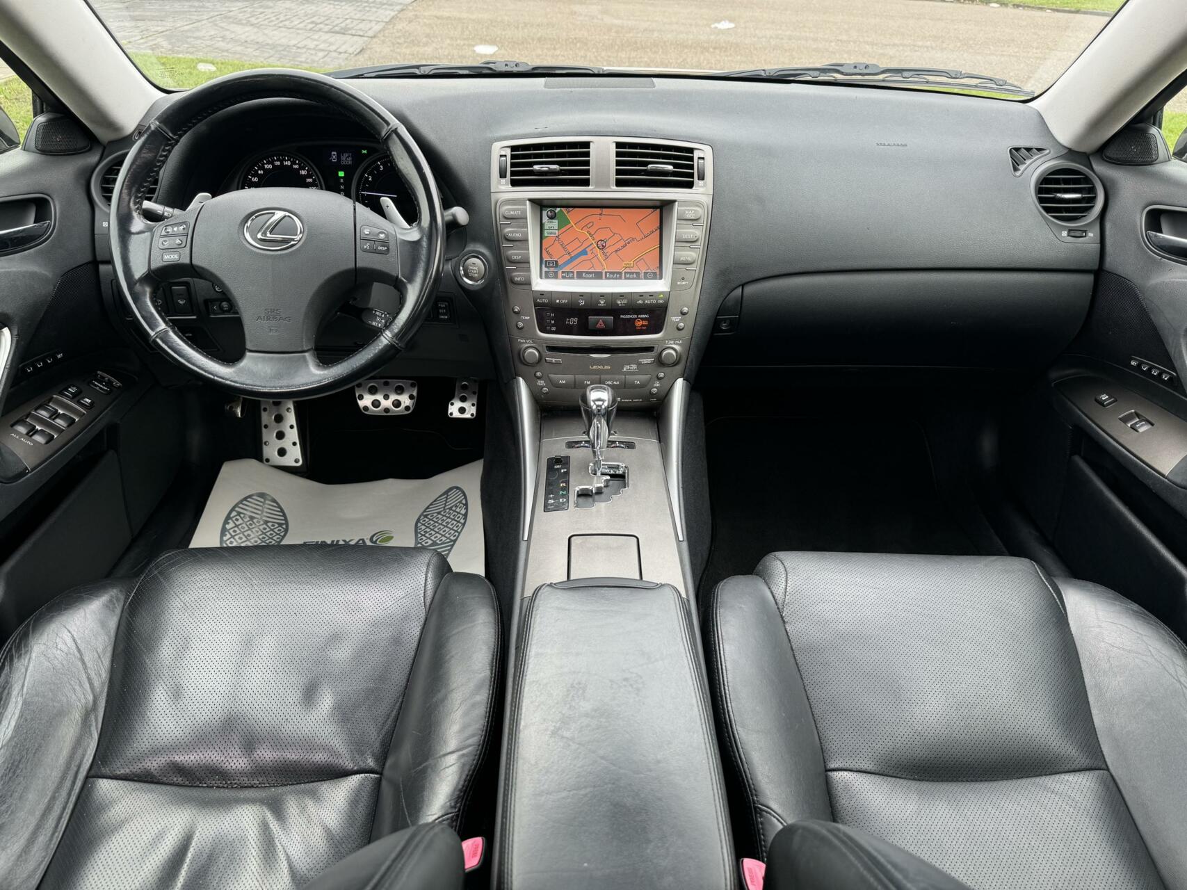 Foto van Lexus Is