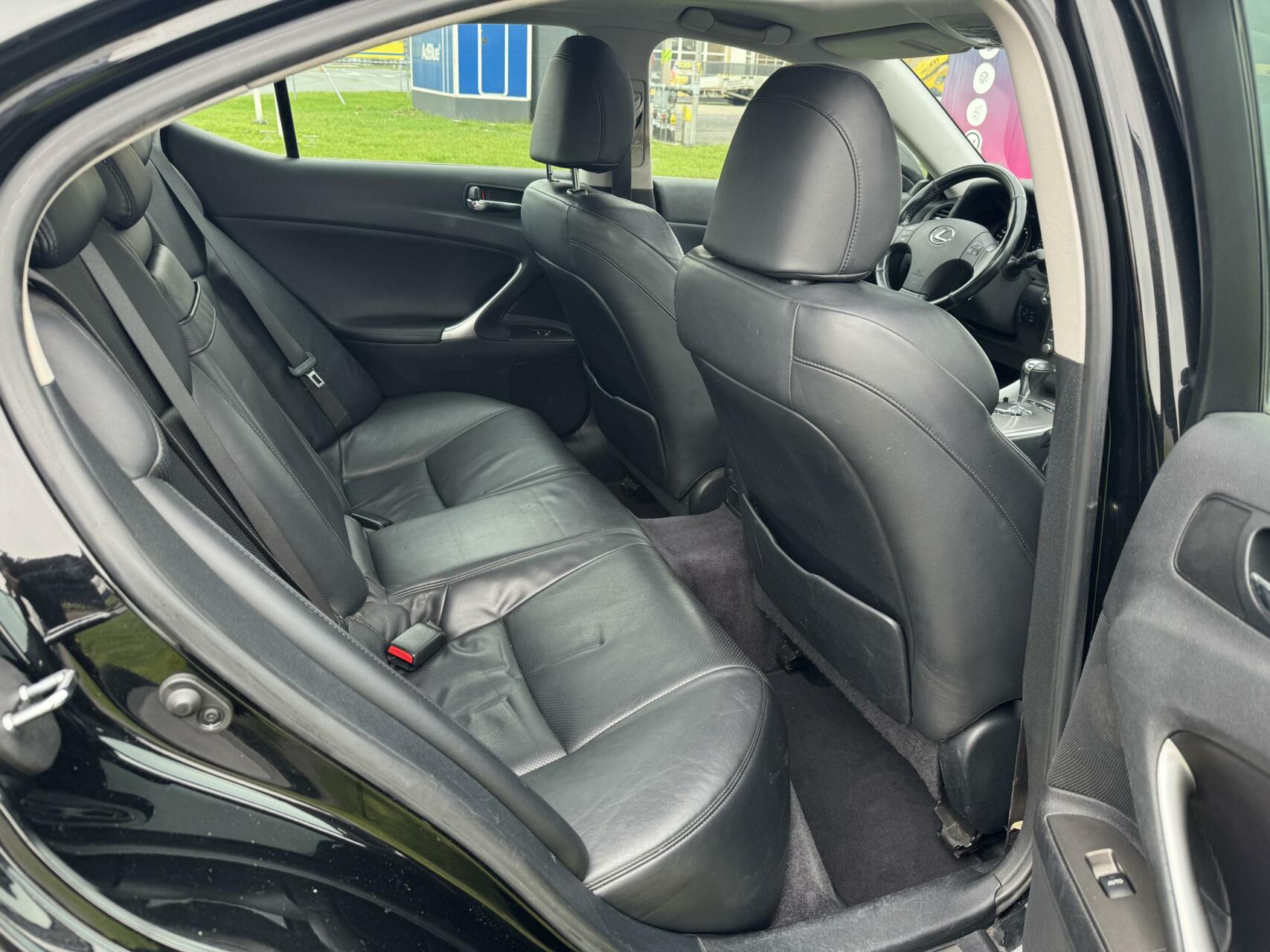 Foto van Lexus Is
