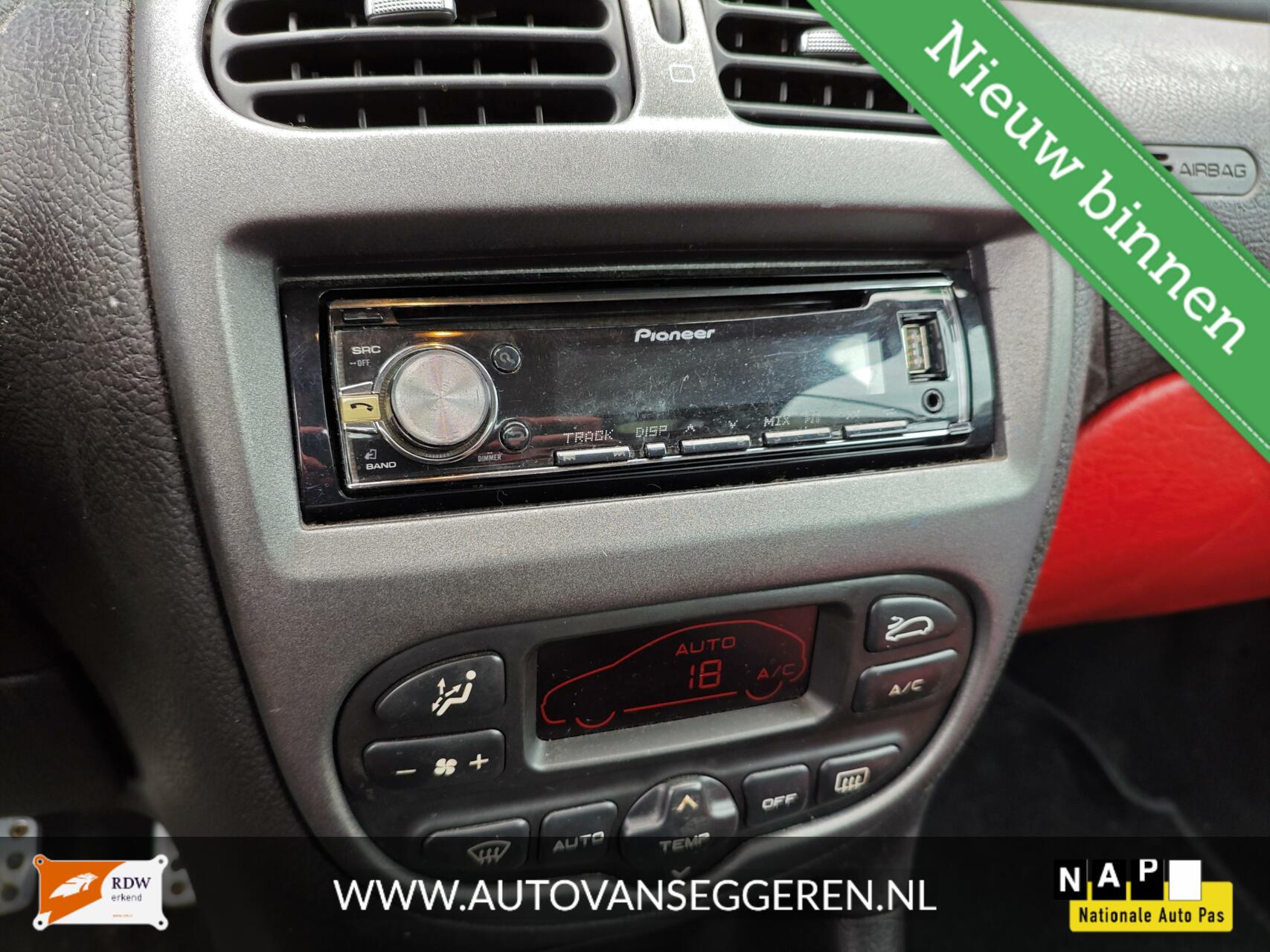 Foto van Peugeot 206 CC
