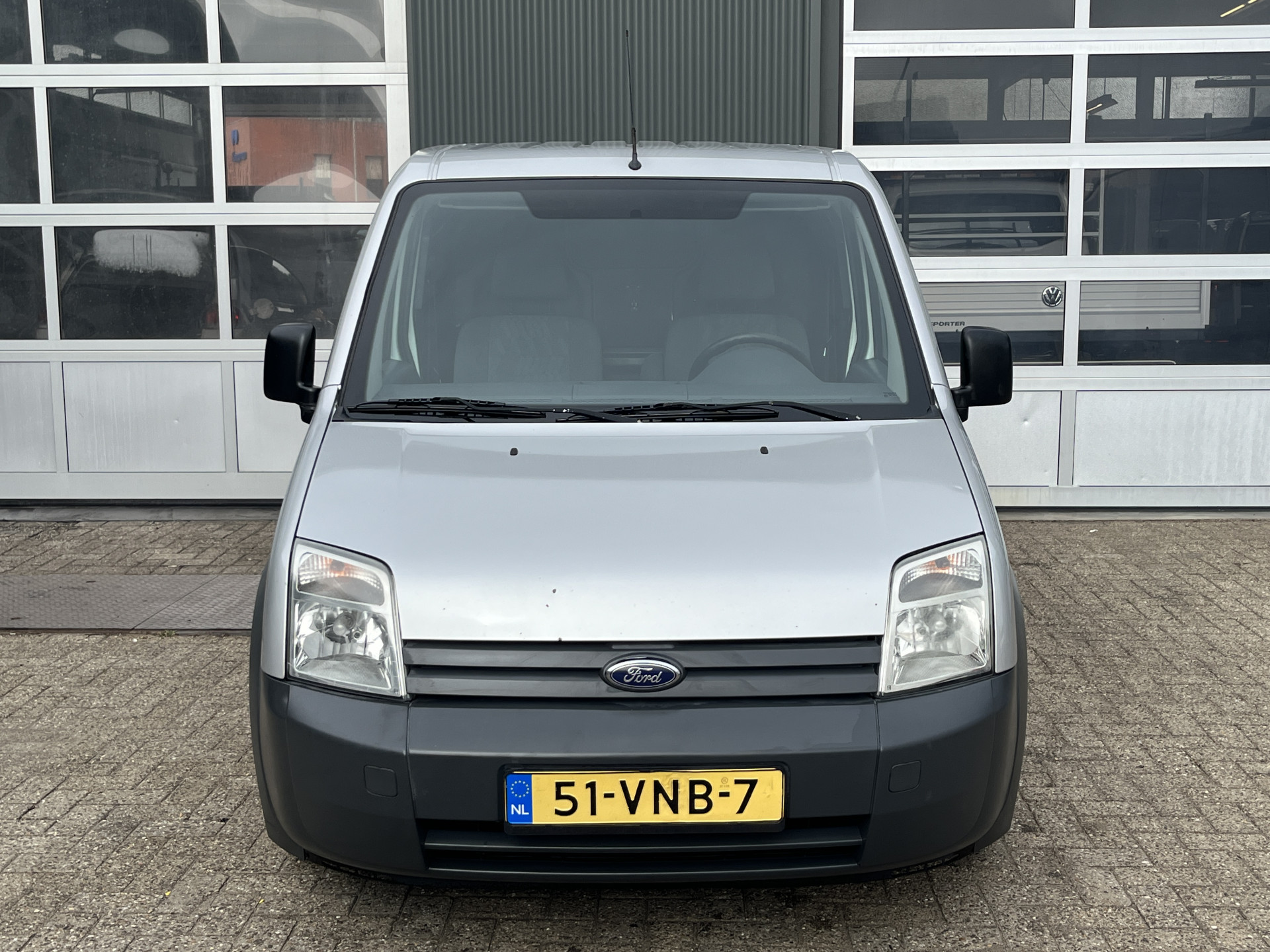 Foto van Ford Transit Connect T200s Van 1,8tdci 66