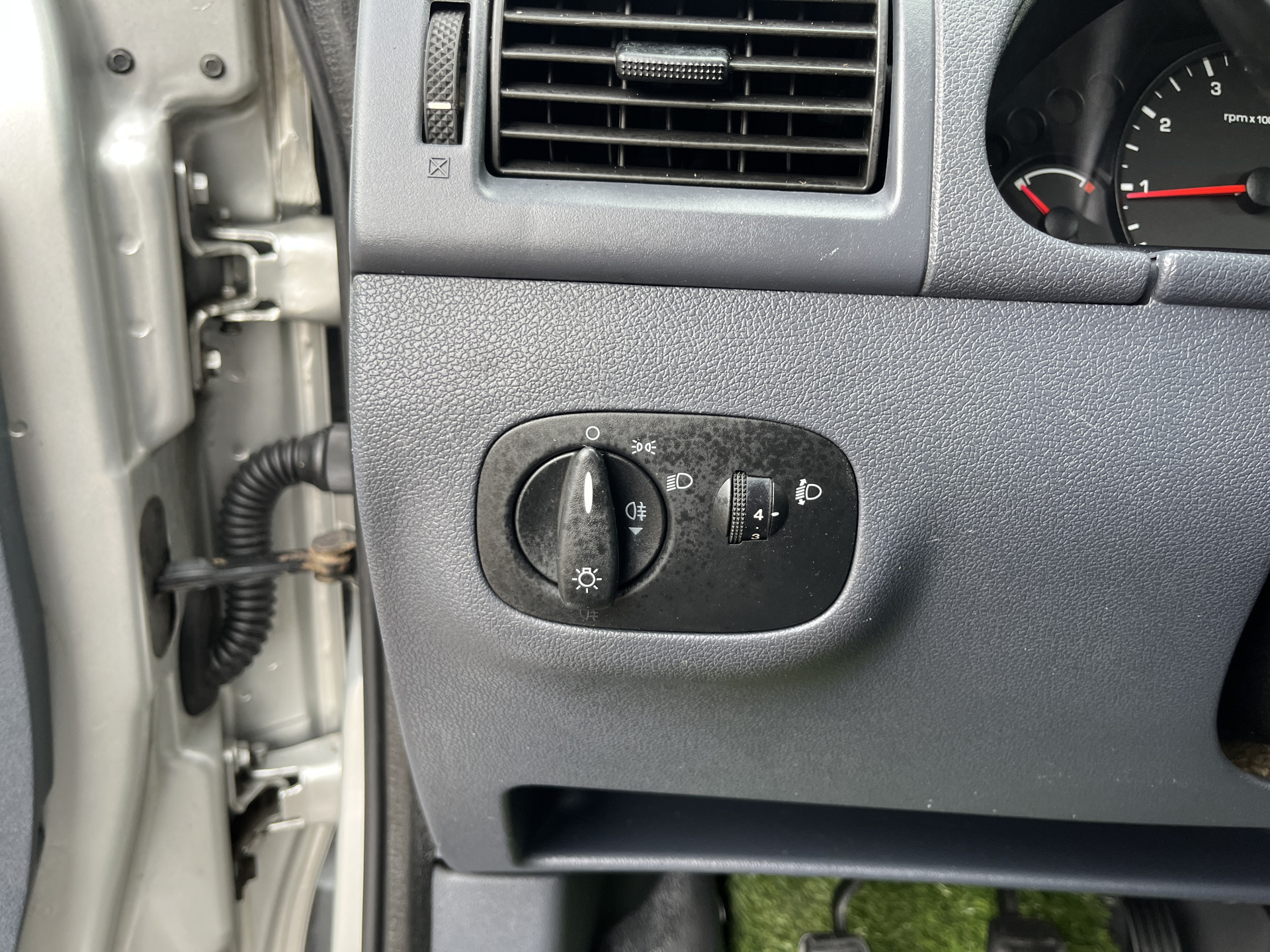 Foto van Ford Transit Connect T200s Van 1,8tdci 66