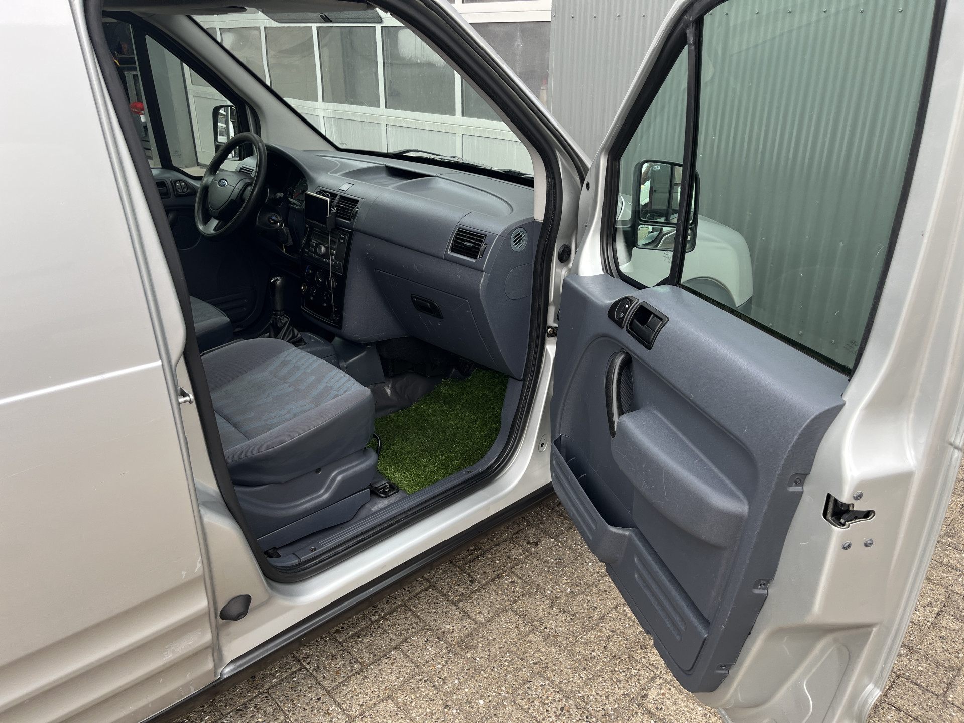 Foto van Ford Transit Connect T200s Van 1,8tdci 66
