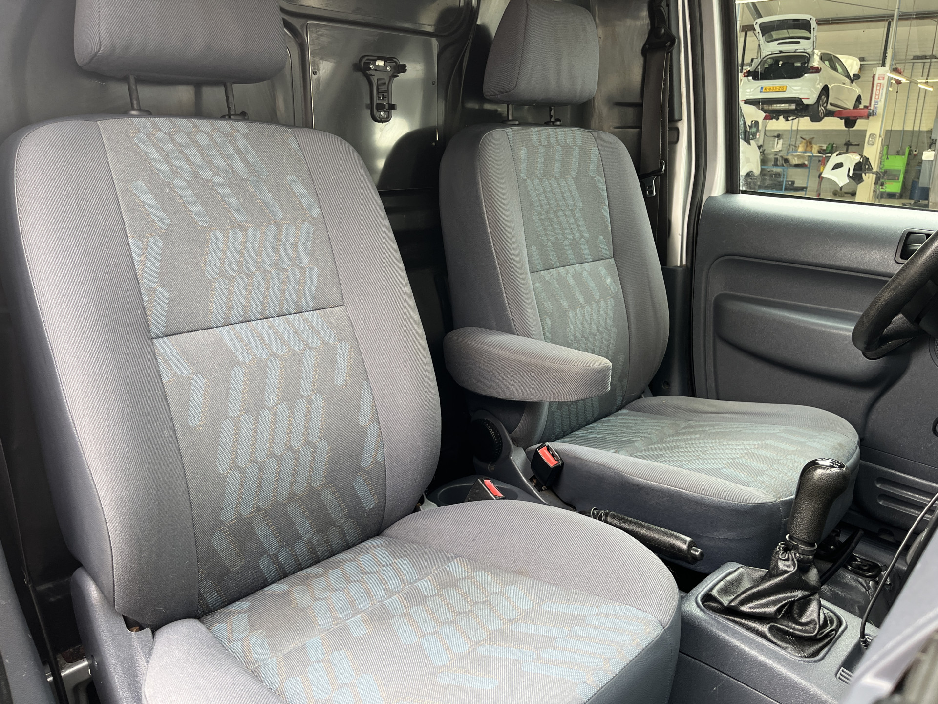 Foto van Ford Transit Connect T200s Van 1,8tdci 66