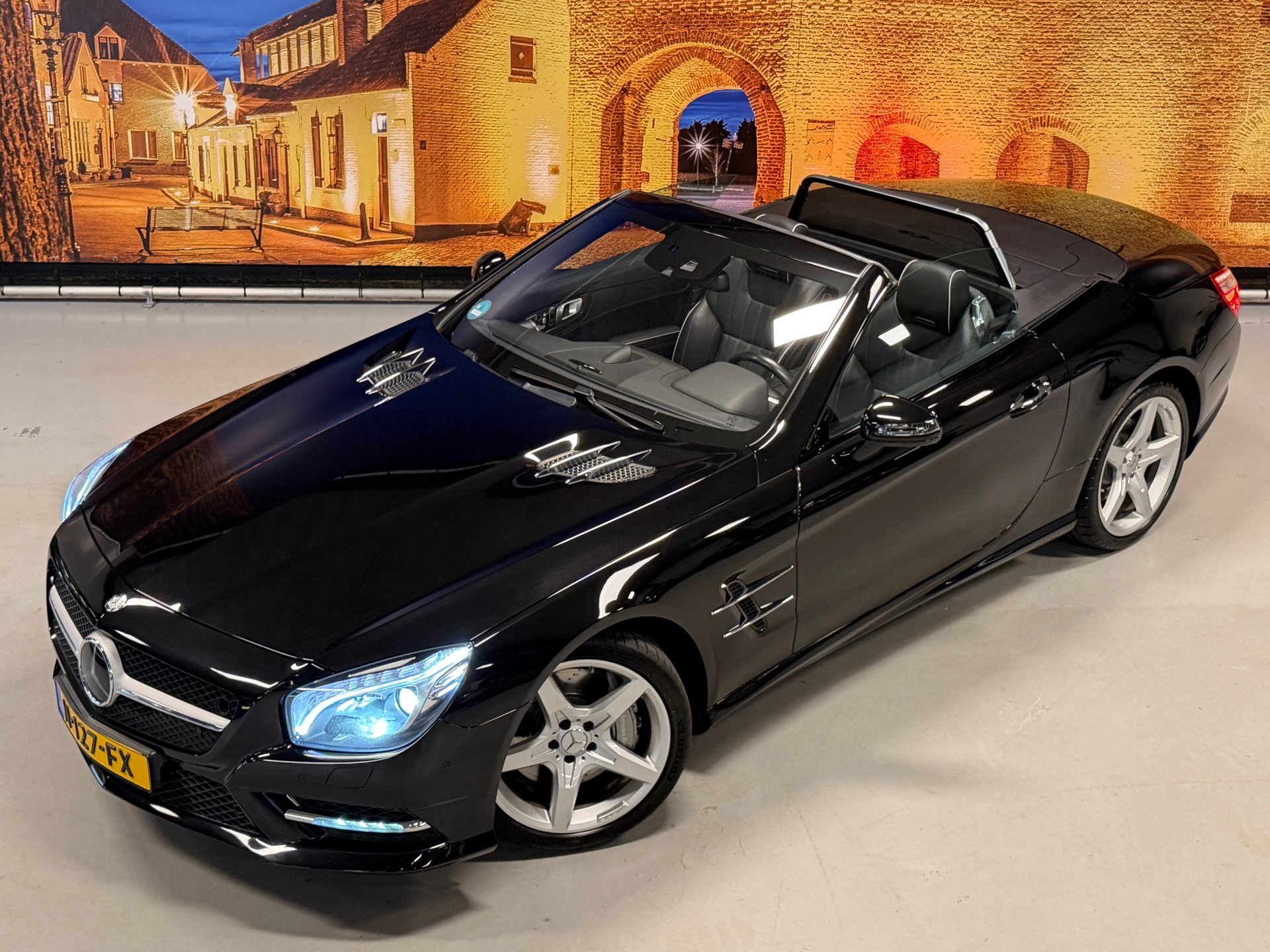 Foto van Mercedes-Benz SL 400