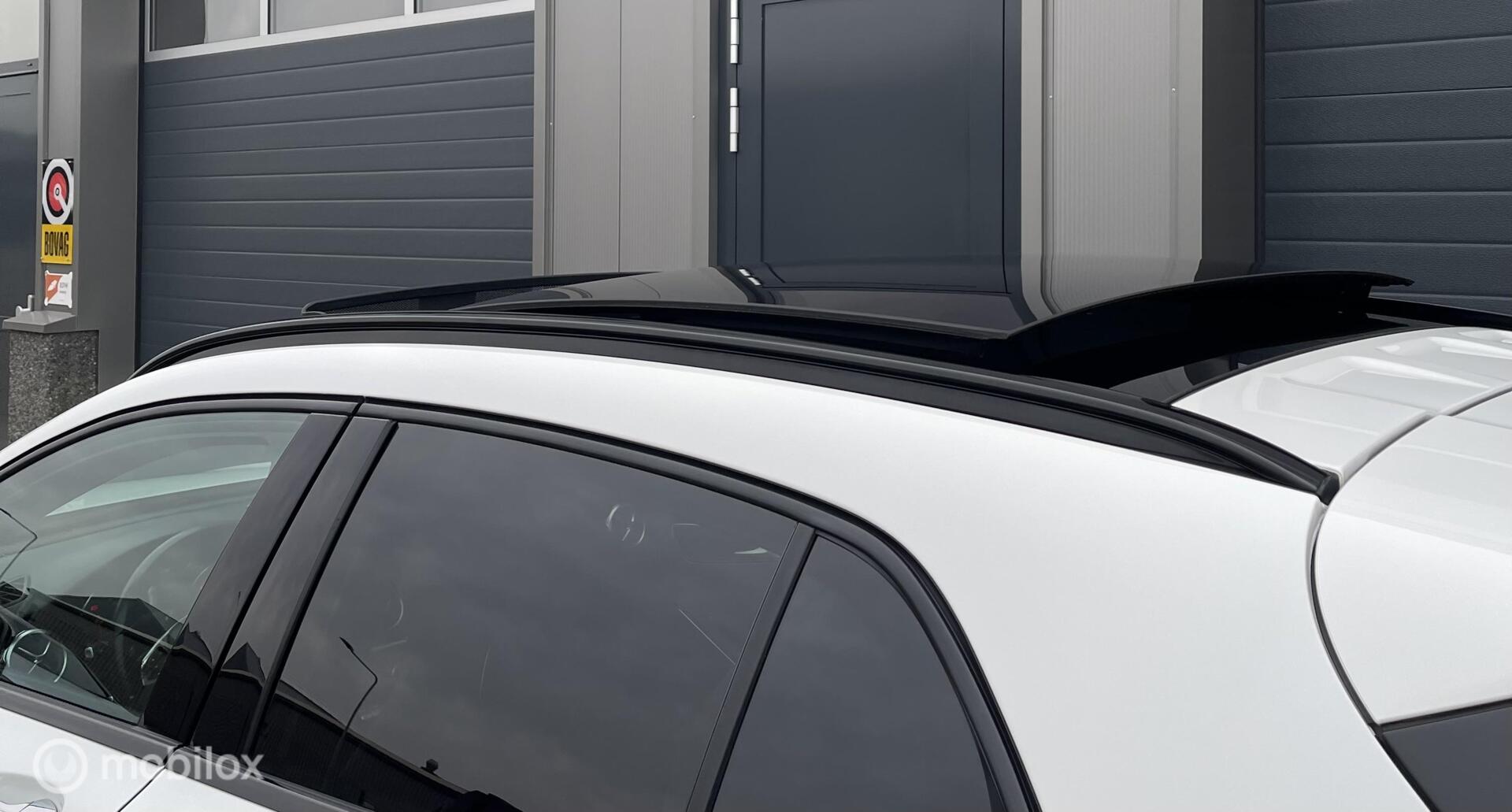Foto van Mercedes-Benz Gla 180