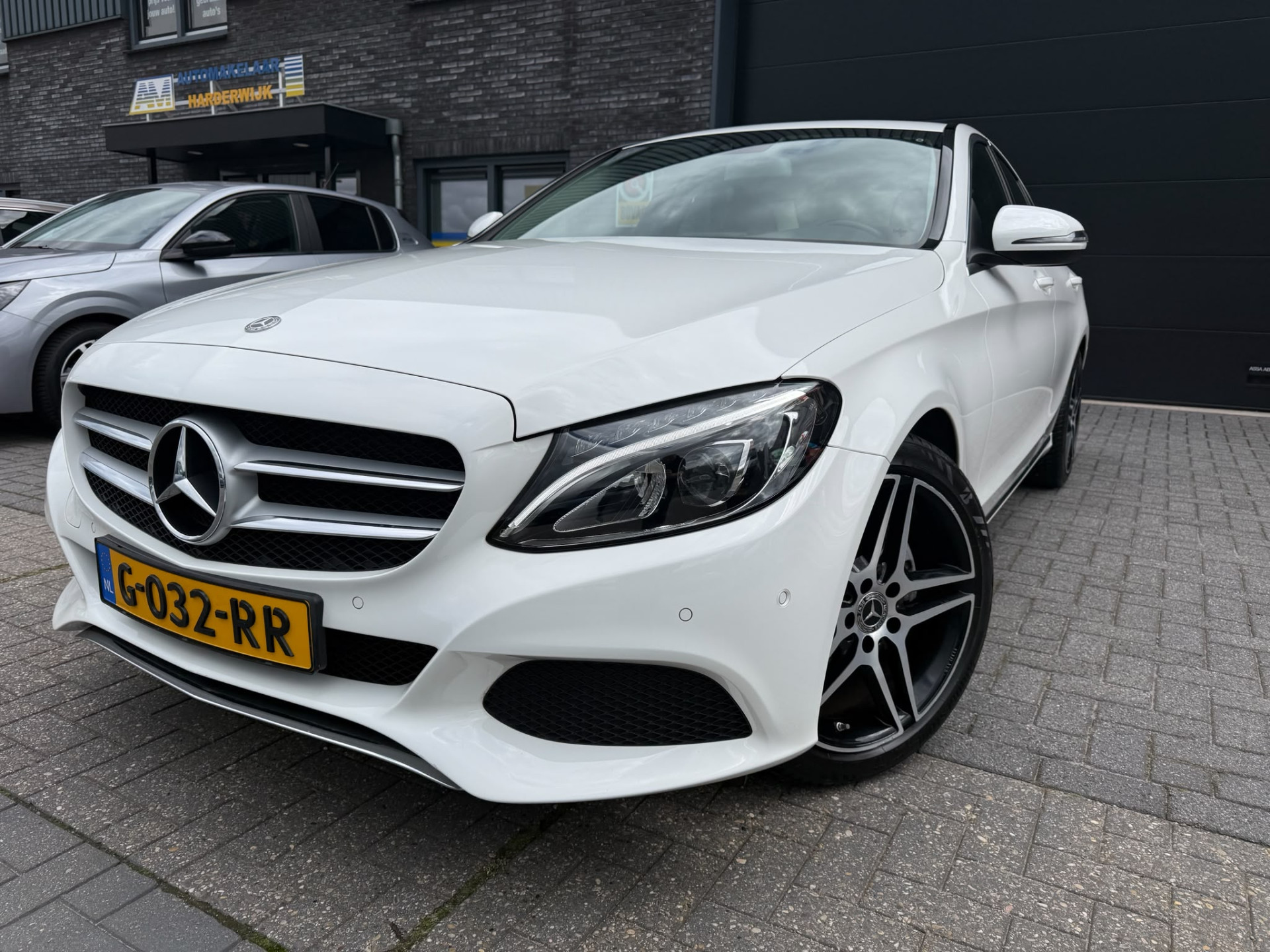 Foto van Mercedes-Benz C 200