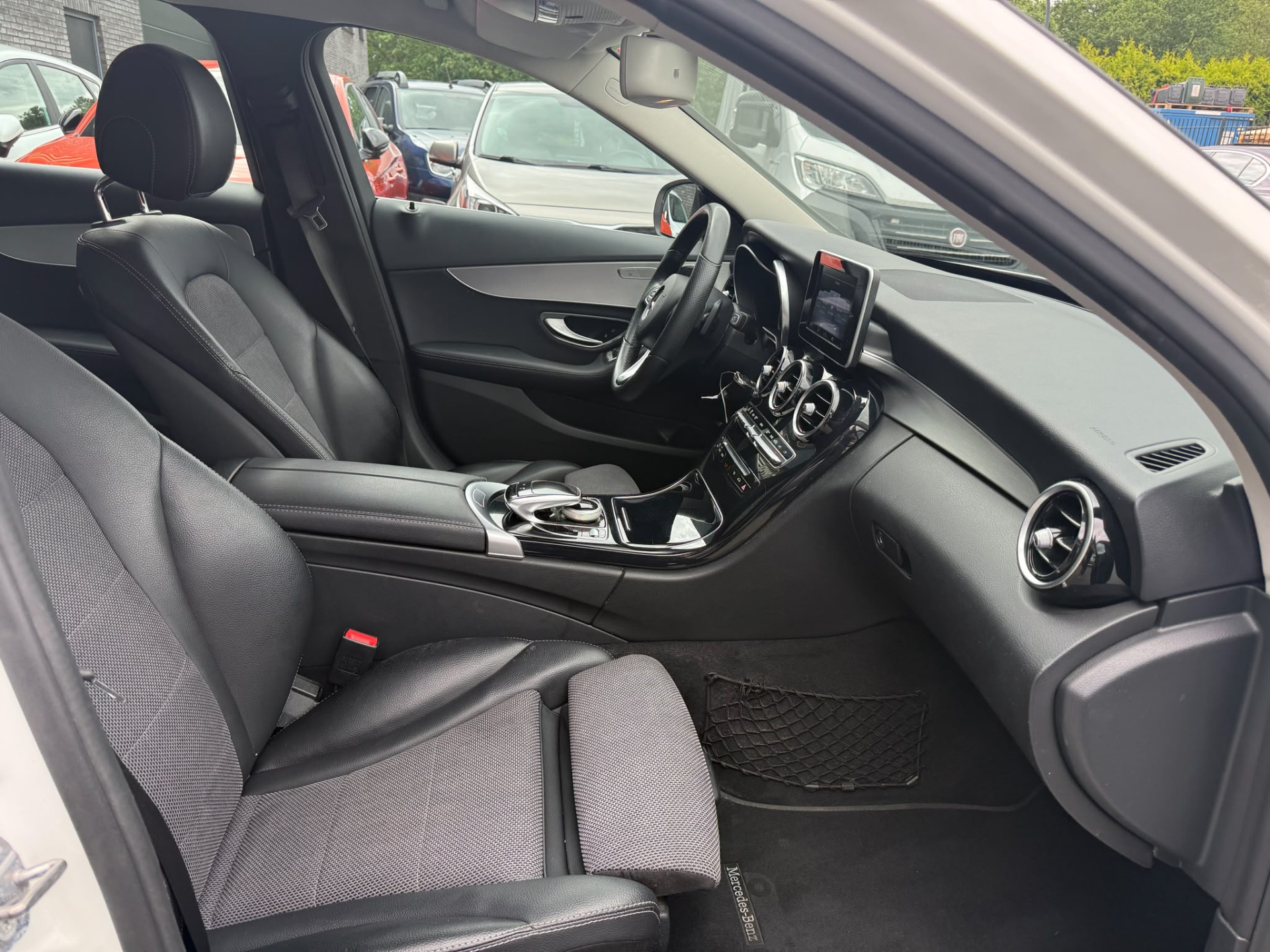 Foto van Mercedes-Benz C 200