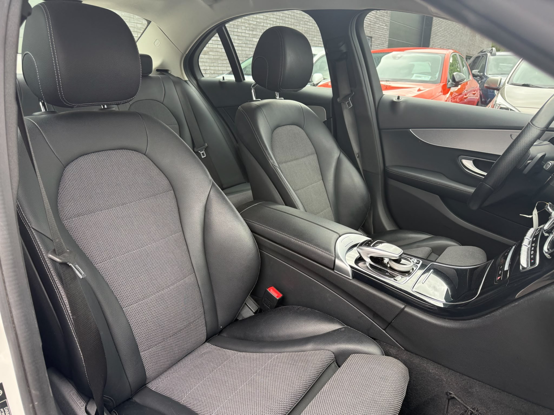 Foto van Mercedes-Benz C 200