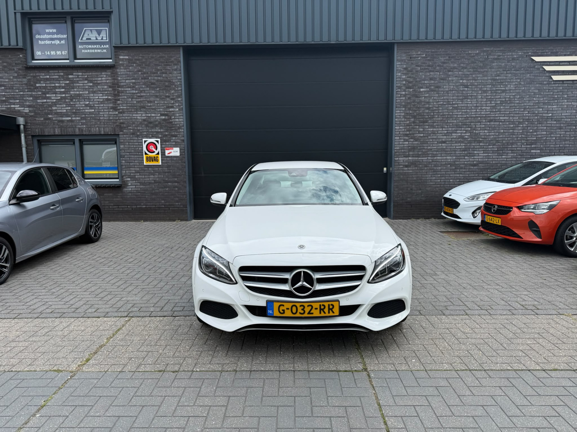 Foto van Mercedes-Benz C 200