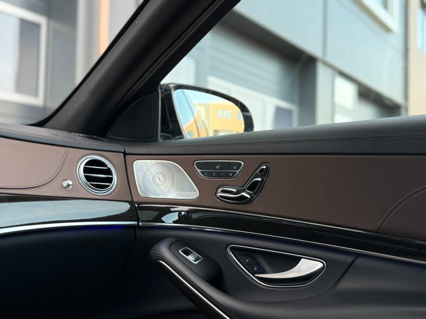 Foto van Mercedes-Benz S 350 Bluetec