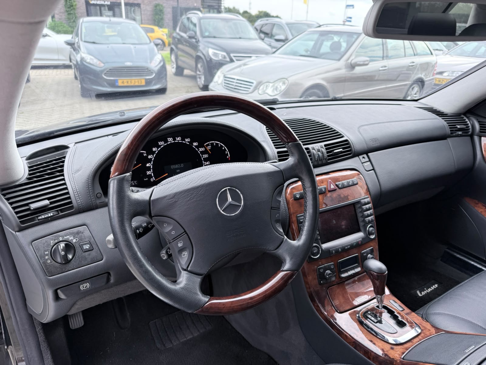 Foto van Mercedes-Benz CL 500