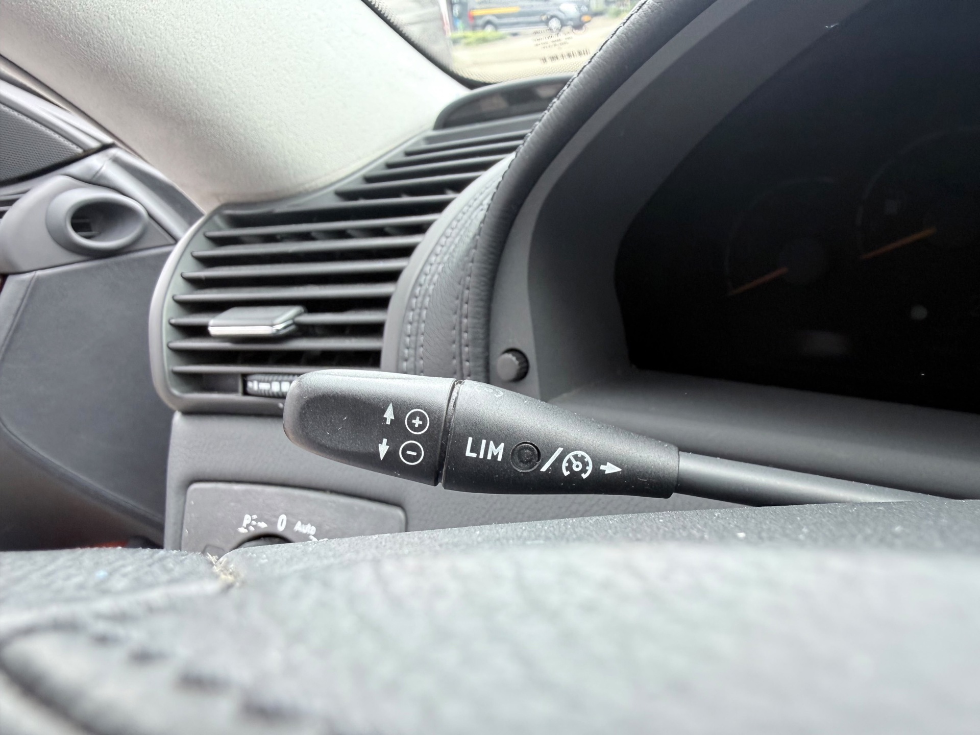 Foto van Mercedes-Benz CL 500