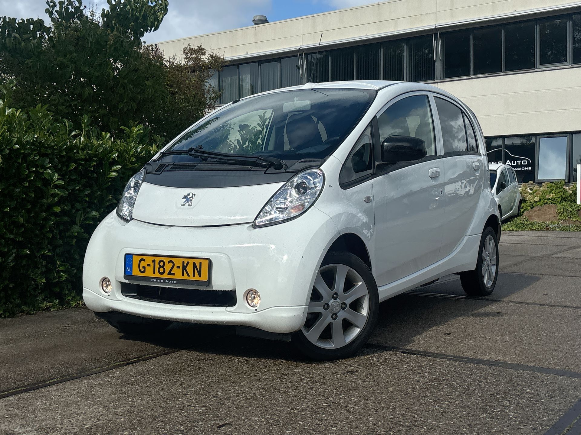 Peugeot Ion Active 2019 - voorkant