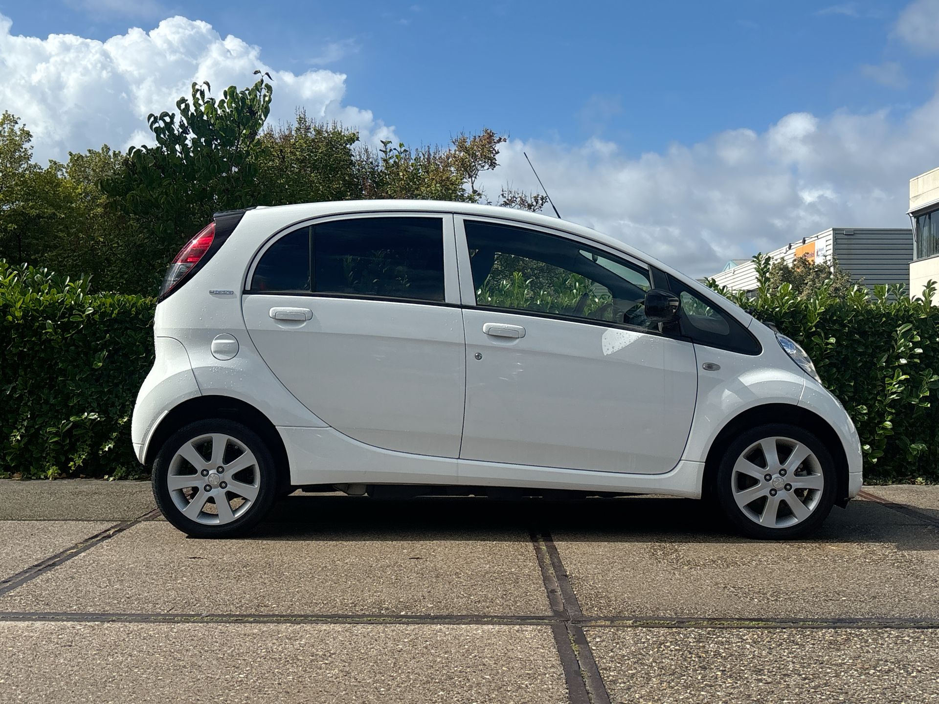 Foto van Peugeot Ion