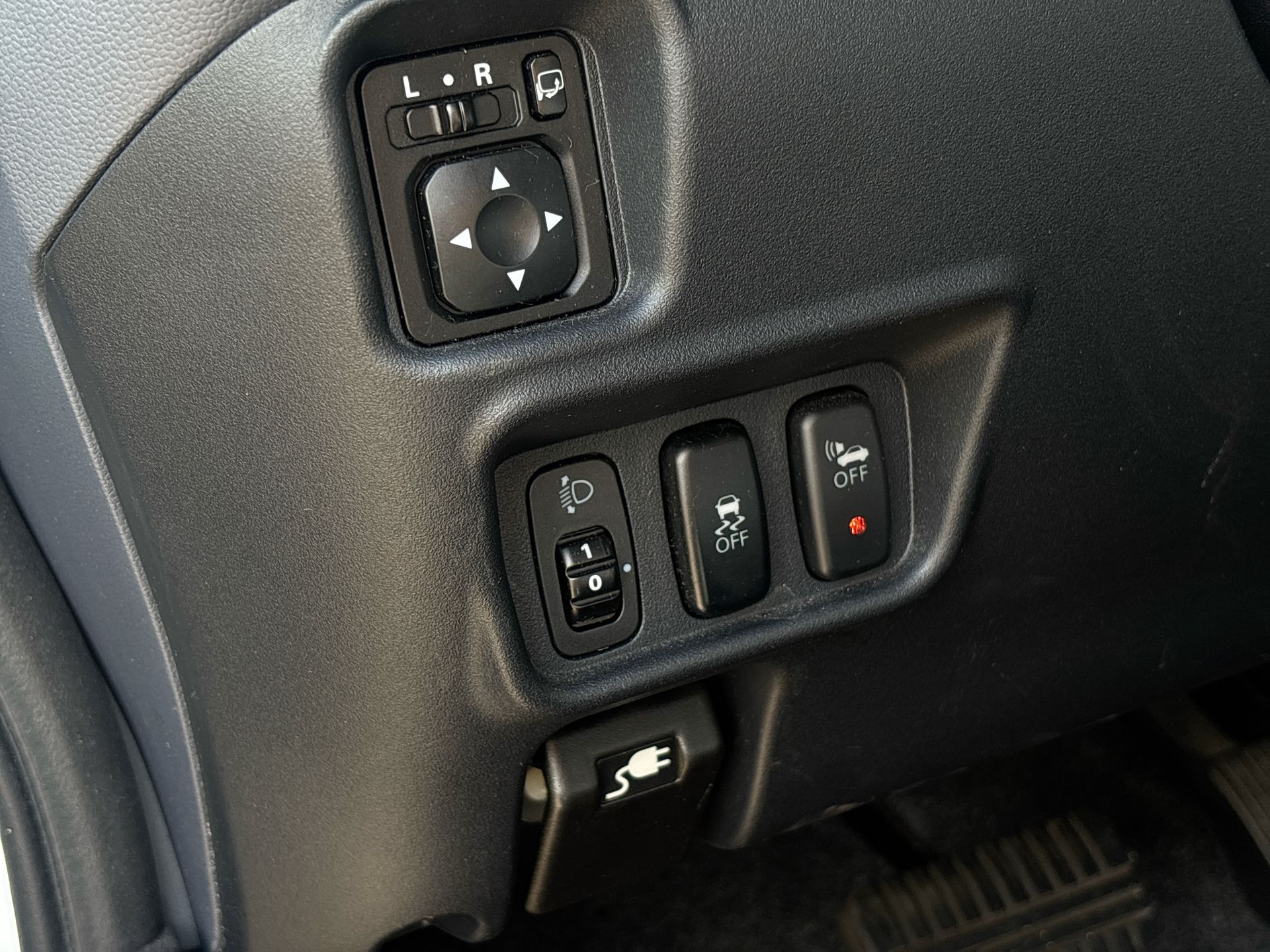 Foto van Peugeot Ion