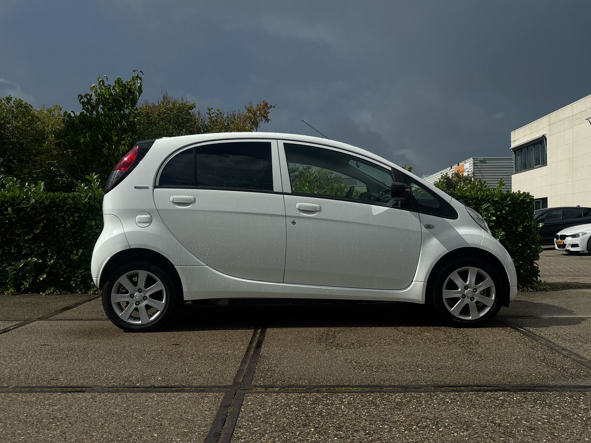 Foto van Peugeot Ion