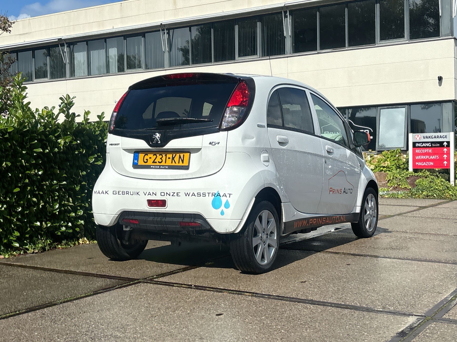 Foto van Peugeot Ion