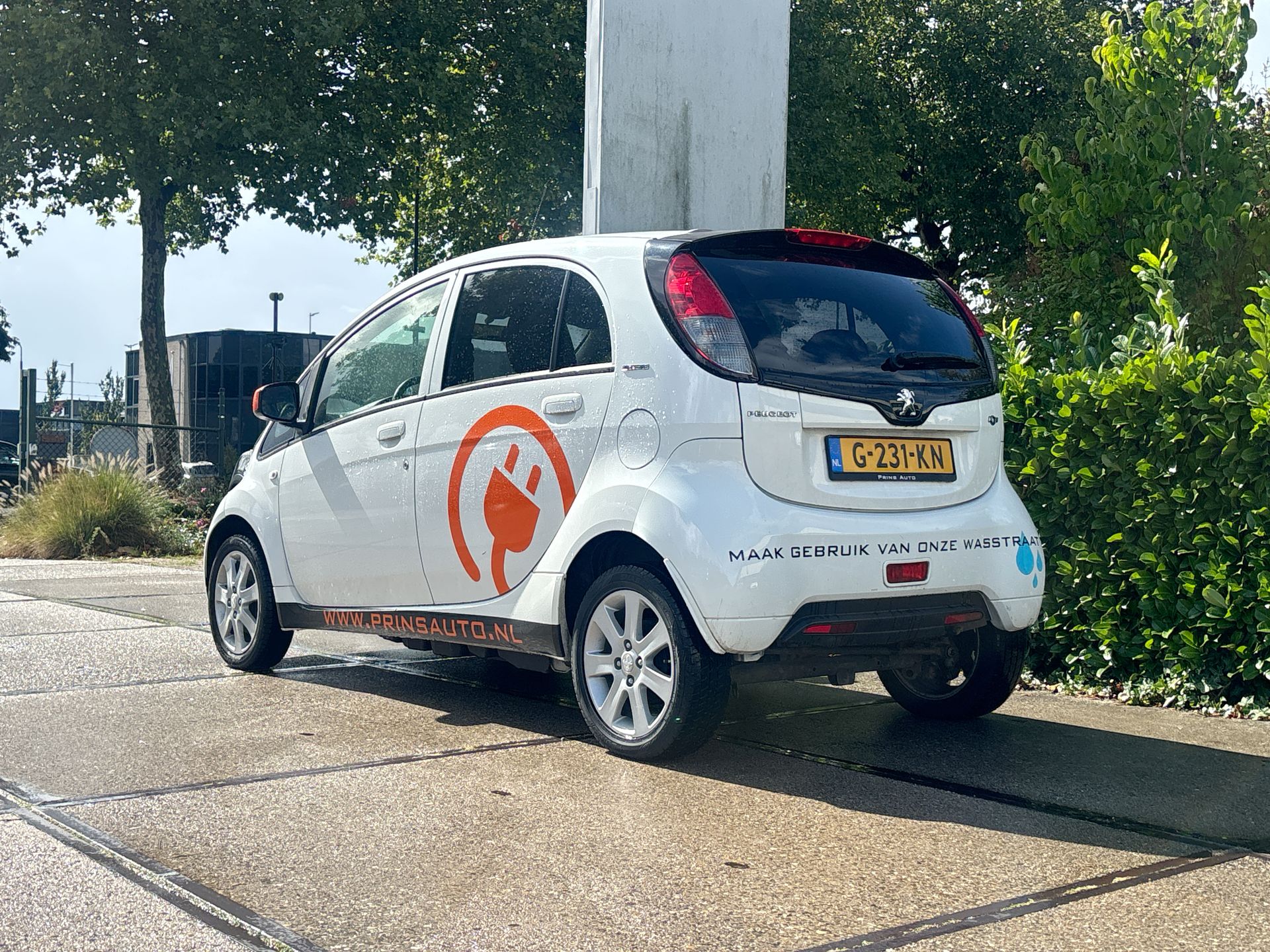 Foto van Peugeot Ion