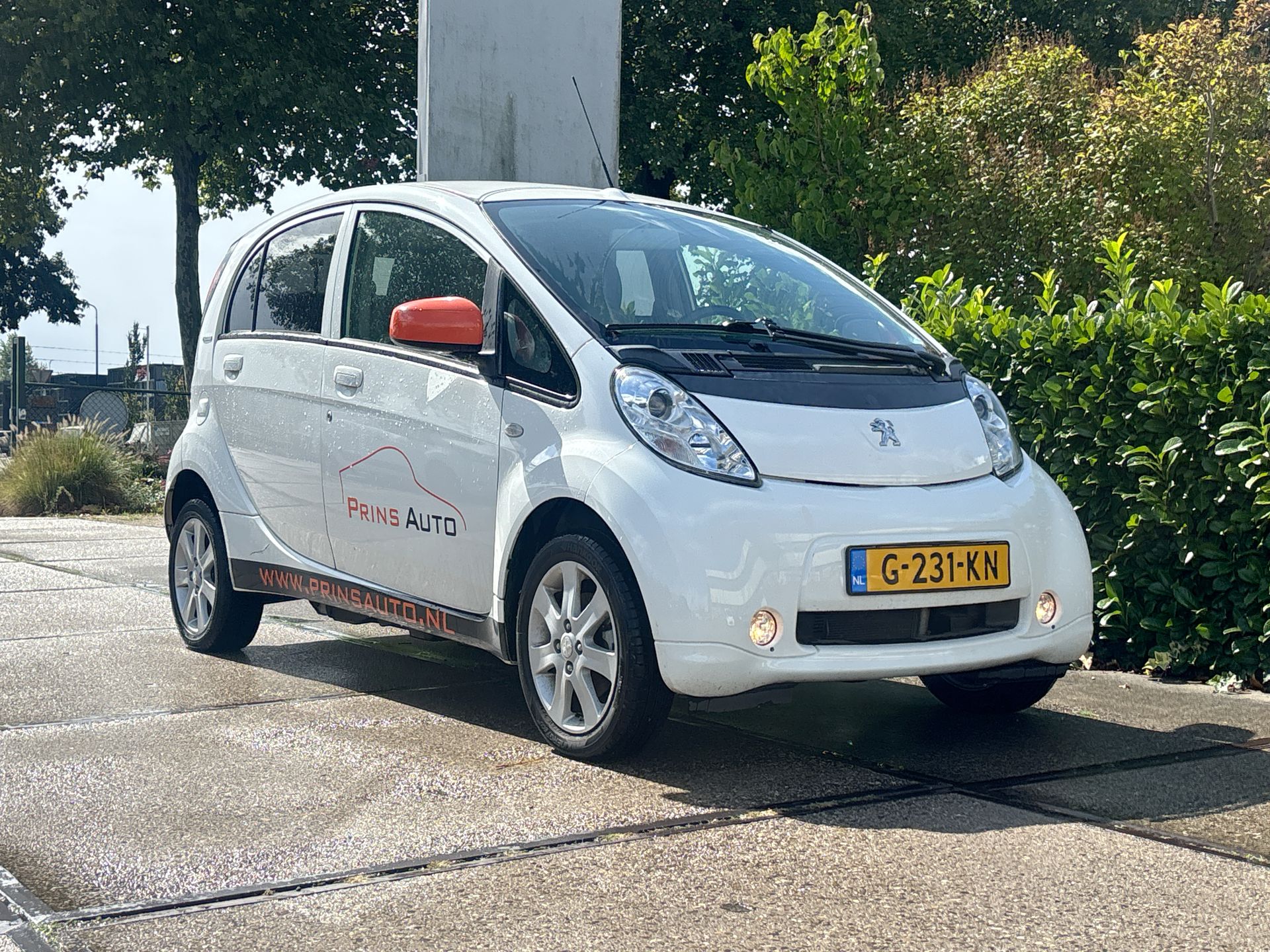 Foto van Peugeot Ion