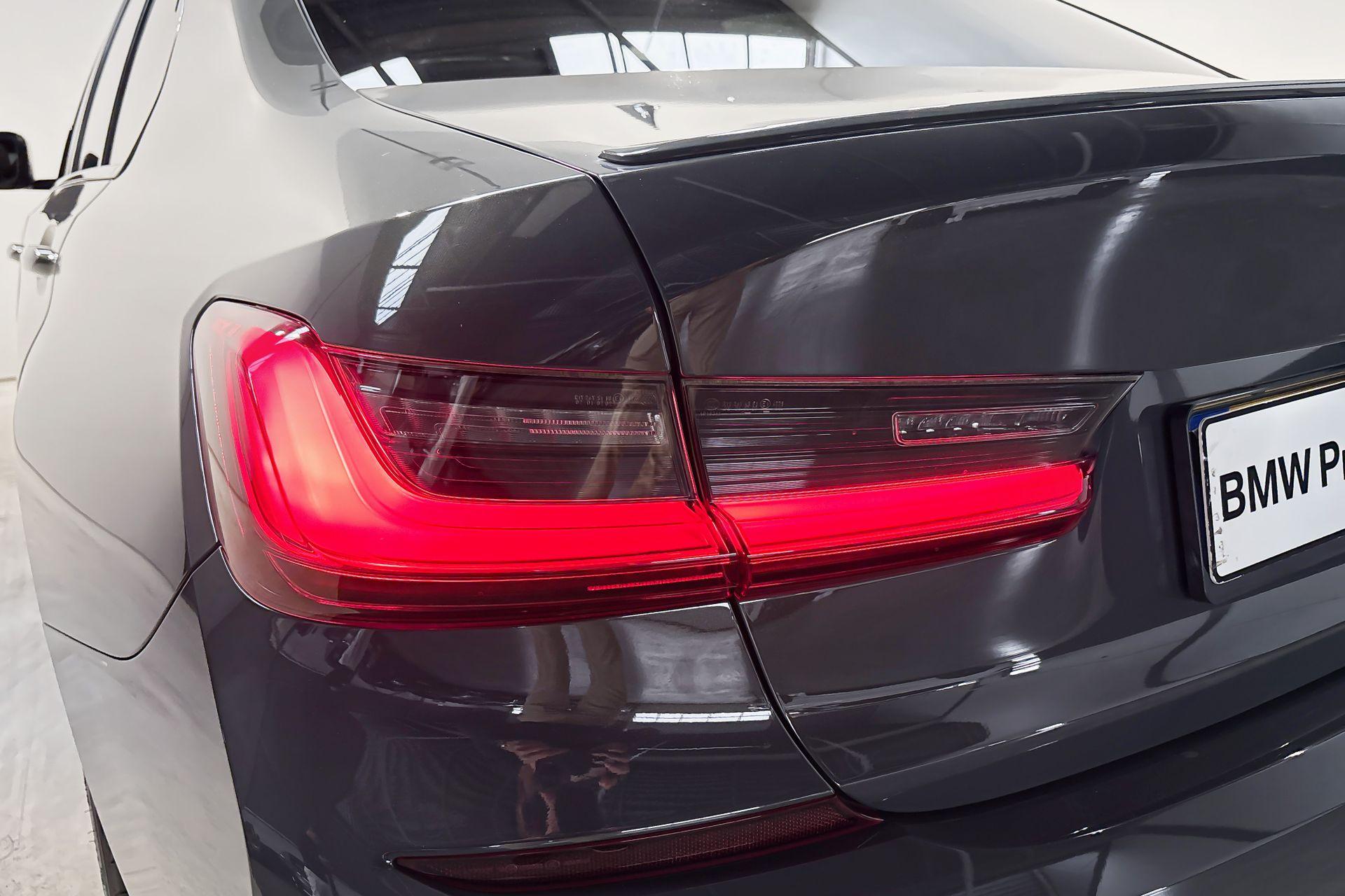 Foto van BMW 330i