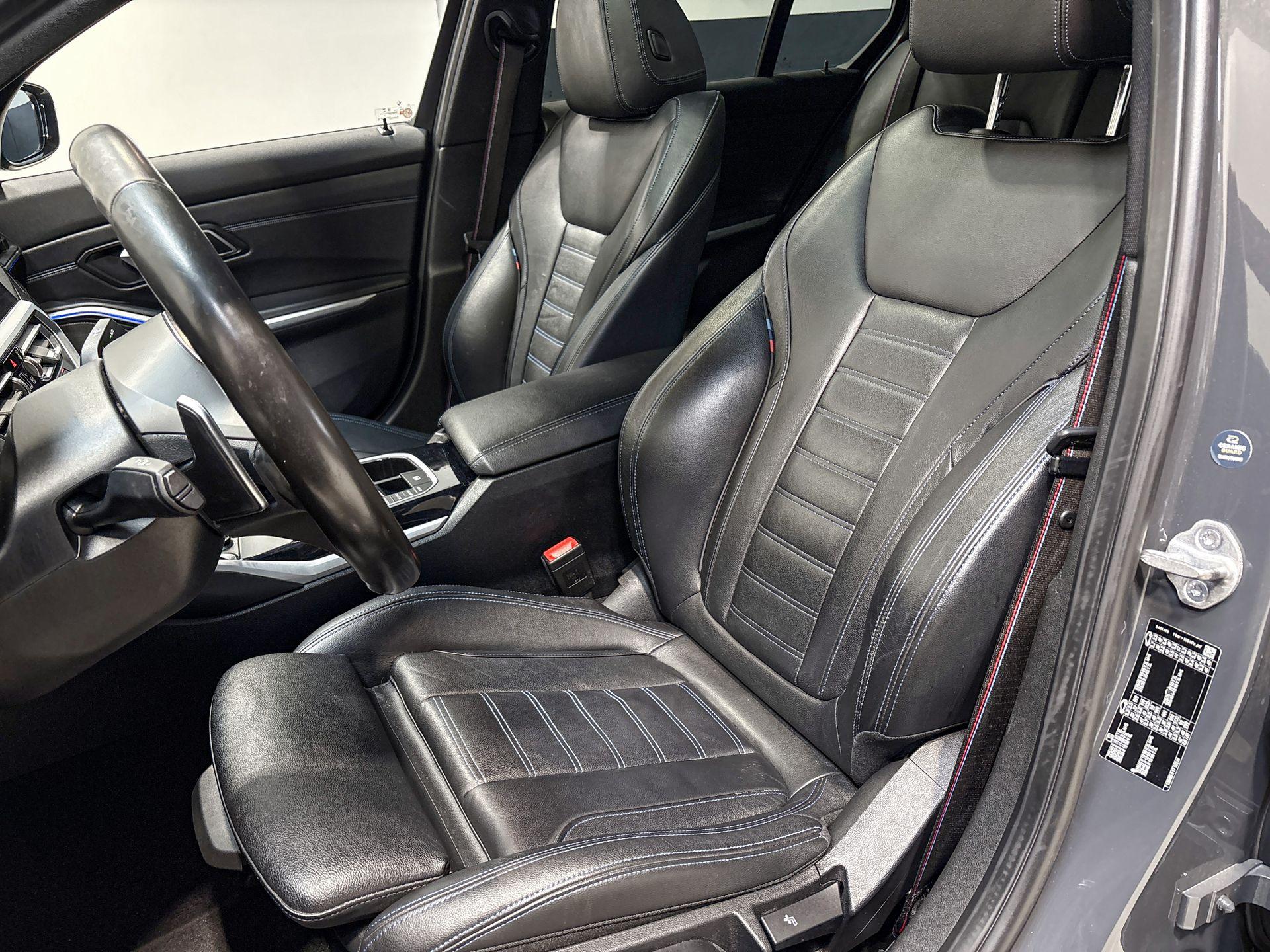 Foto van BMW 330i