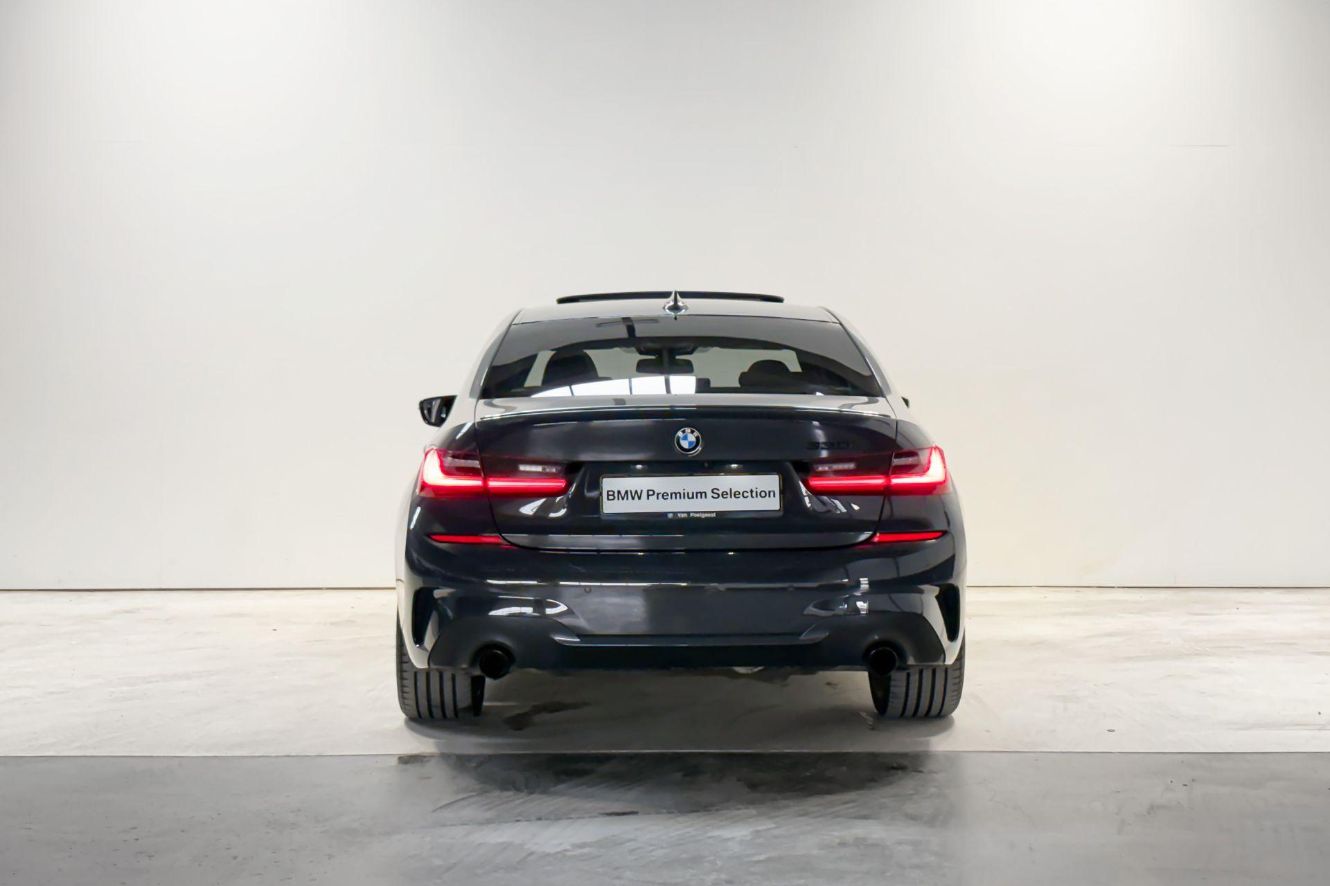 Foto van BMW 330i