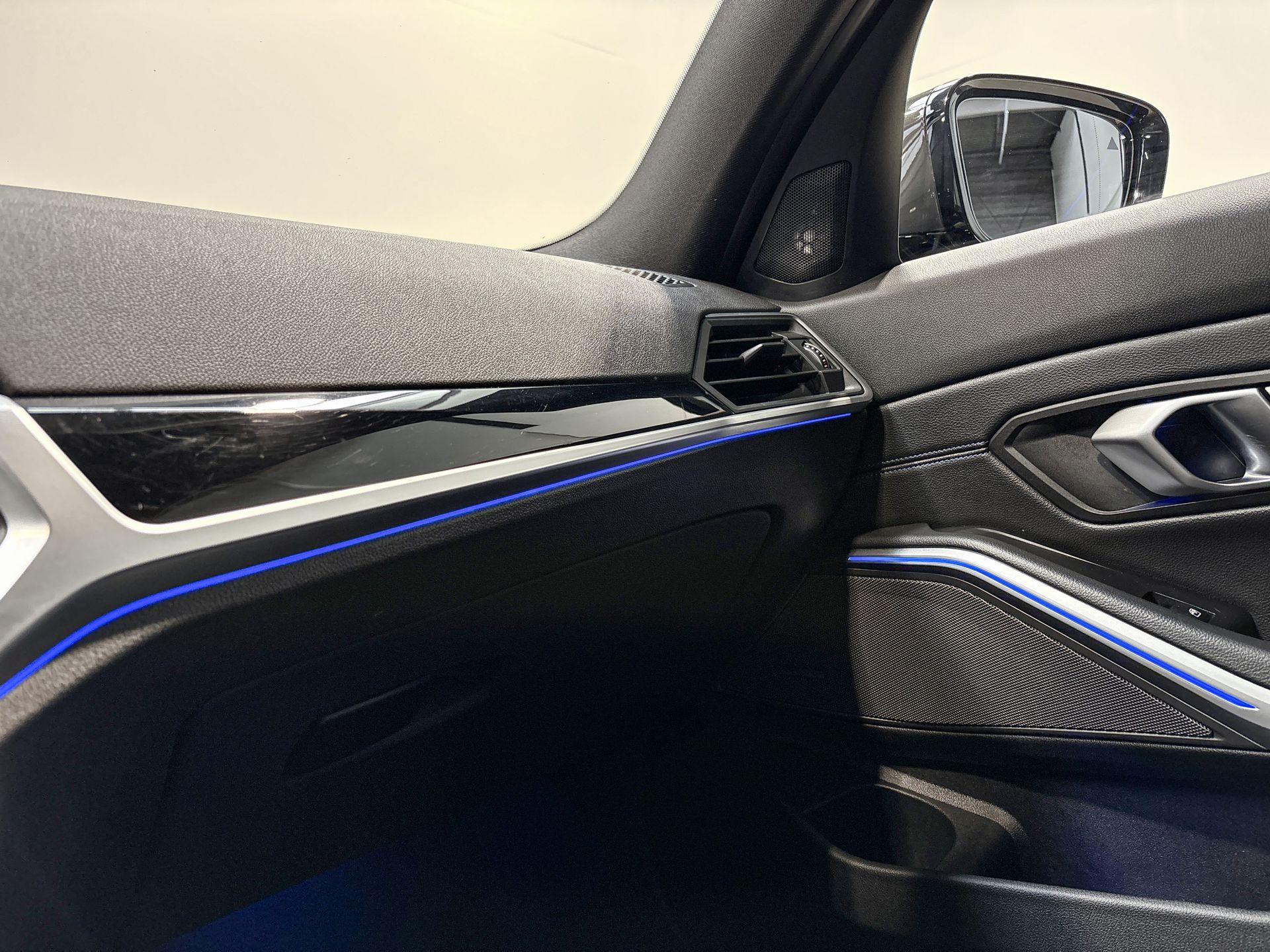 Foto van BMW 330i