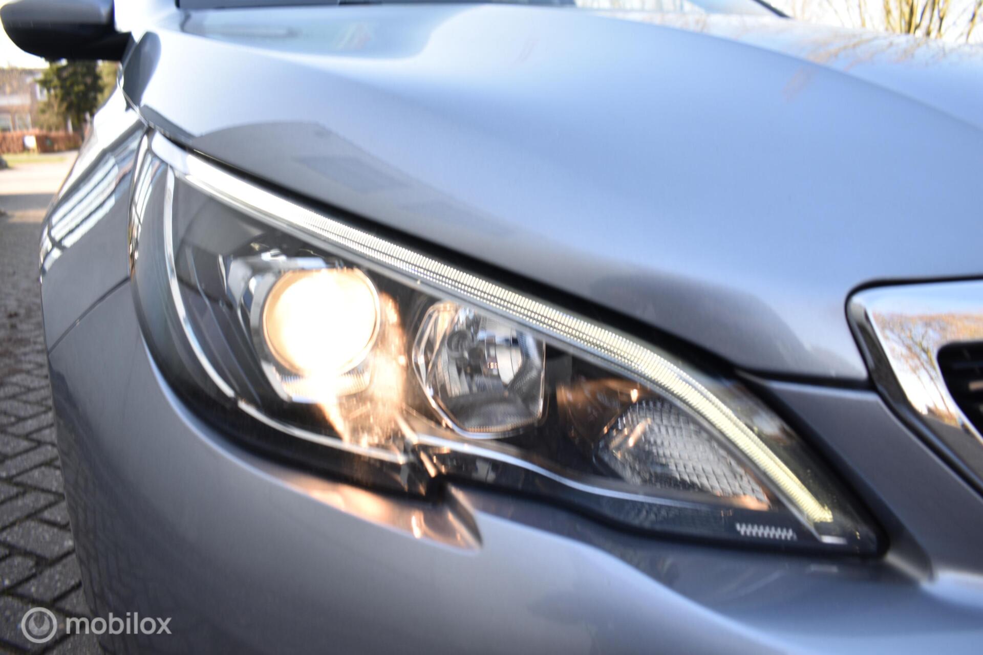 Foto van Peugeot 308 SW