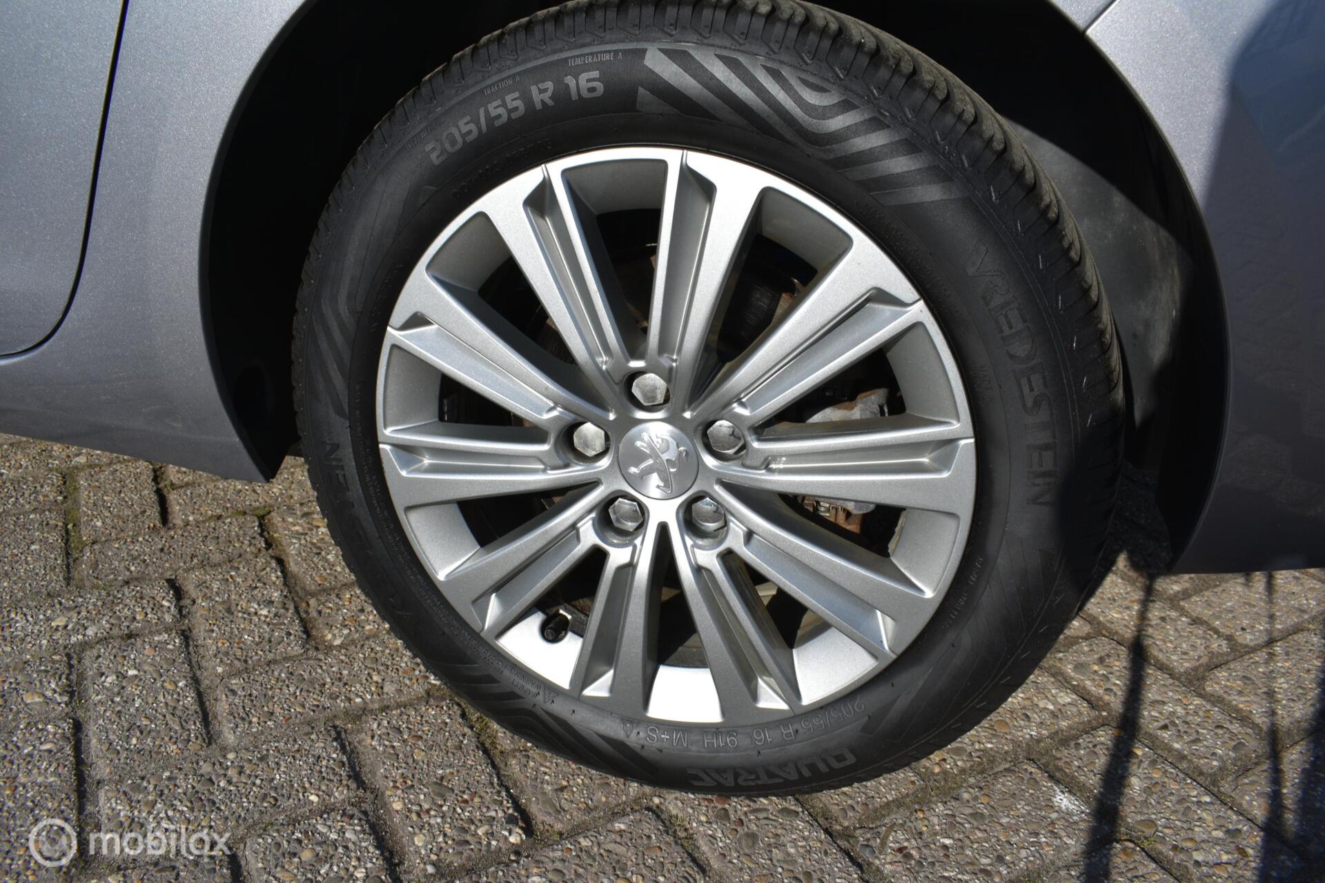 Foto van Peugeot 308 SW
