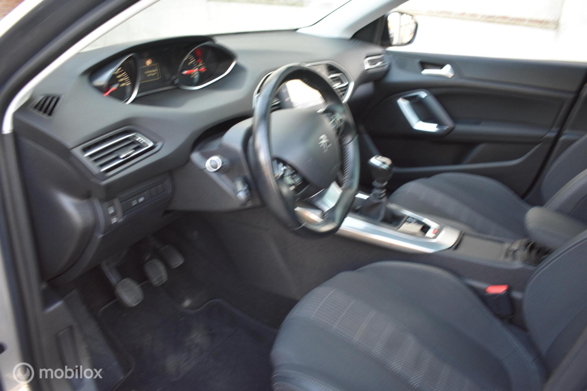 Foto van Peugeot 308 SW