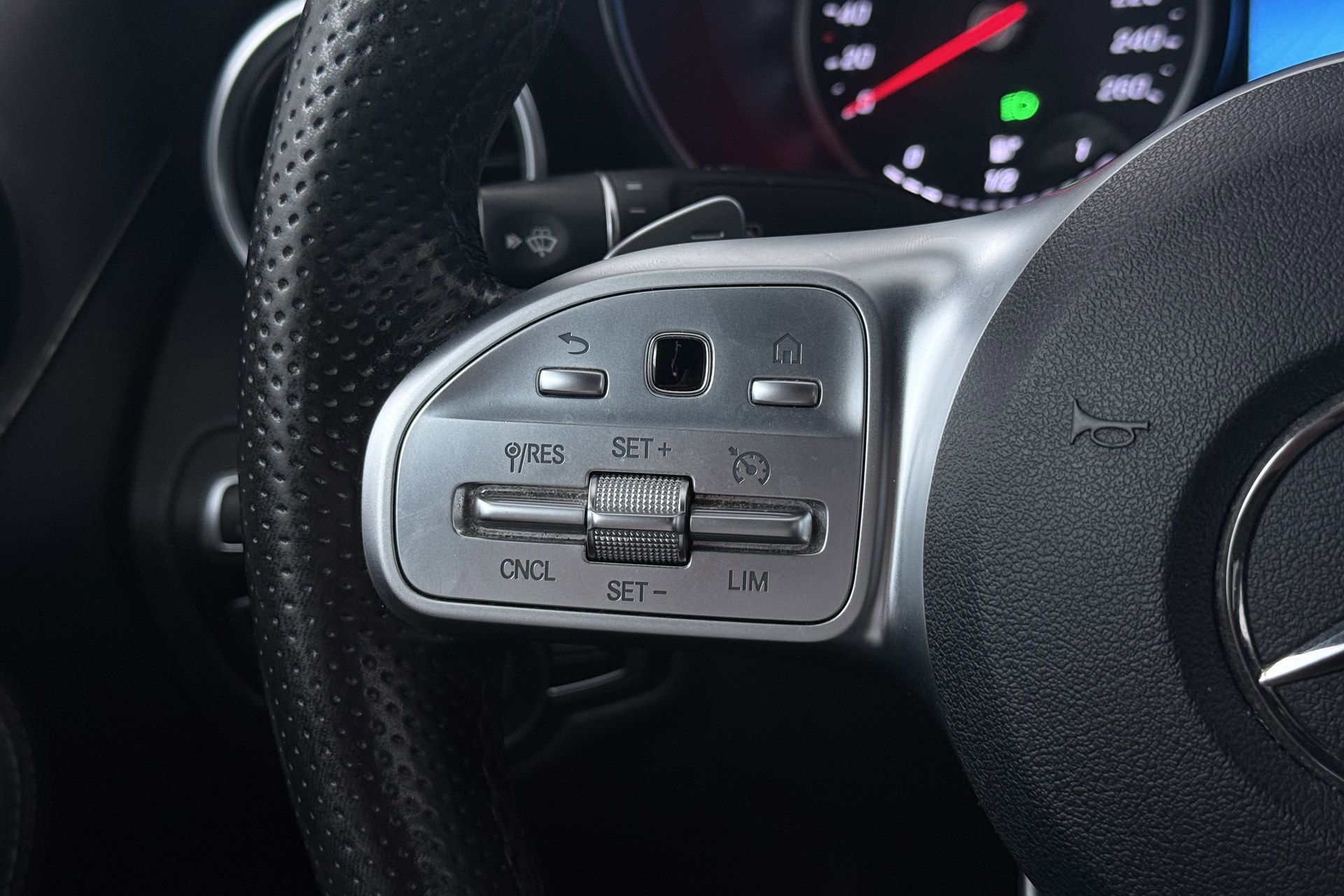 Foto van Mercedes-Benz C 200