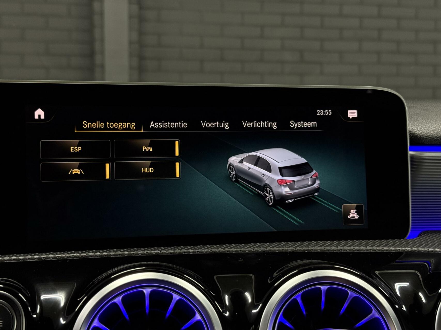 Foto van Mercedes-Benz A 250