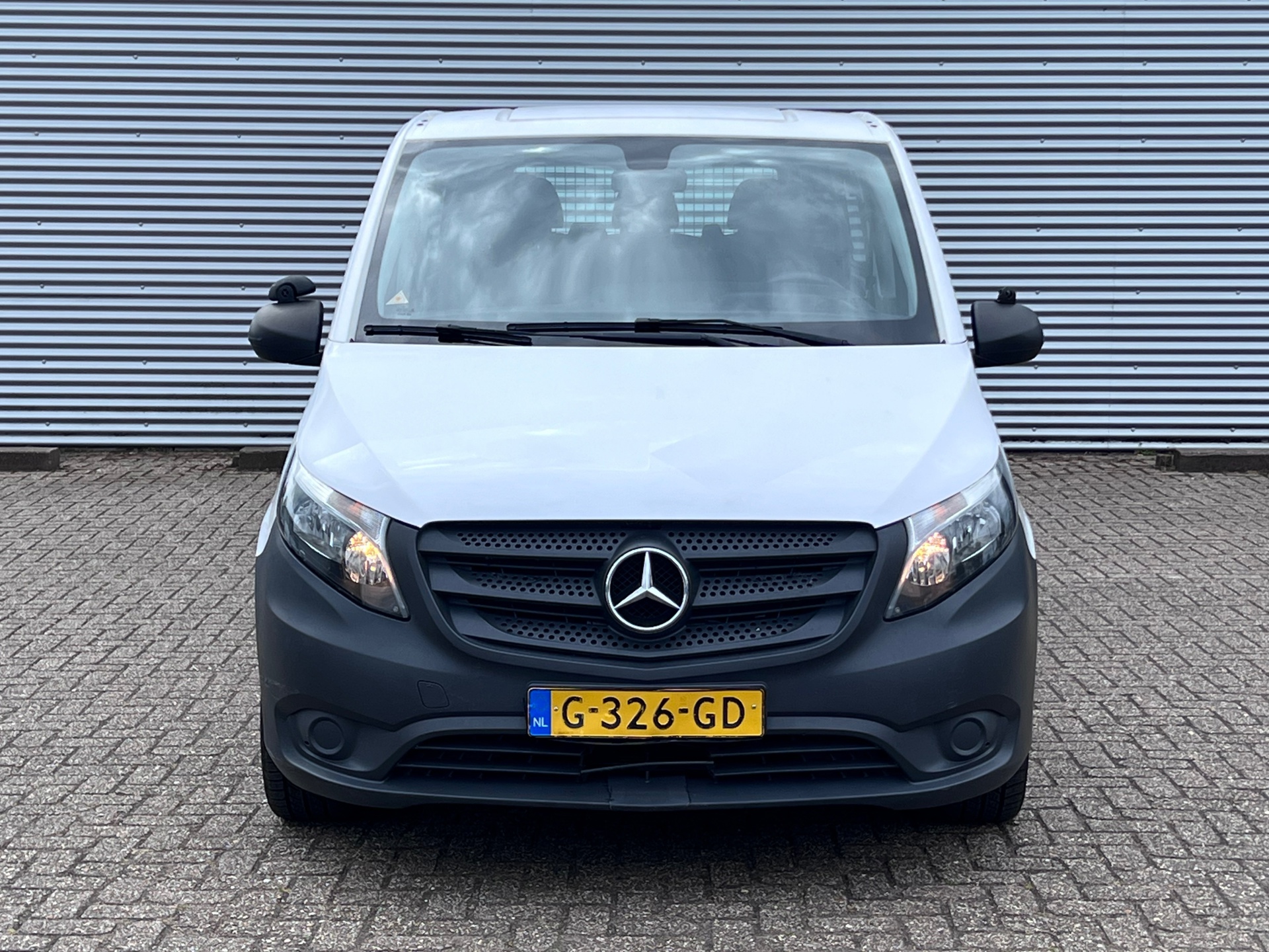 Foto van Mercedes-Benz Vito Tourer