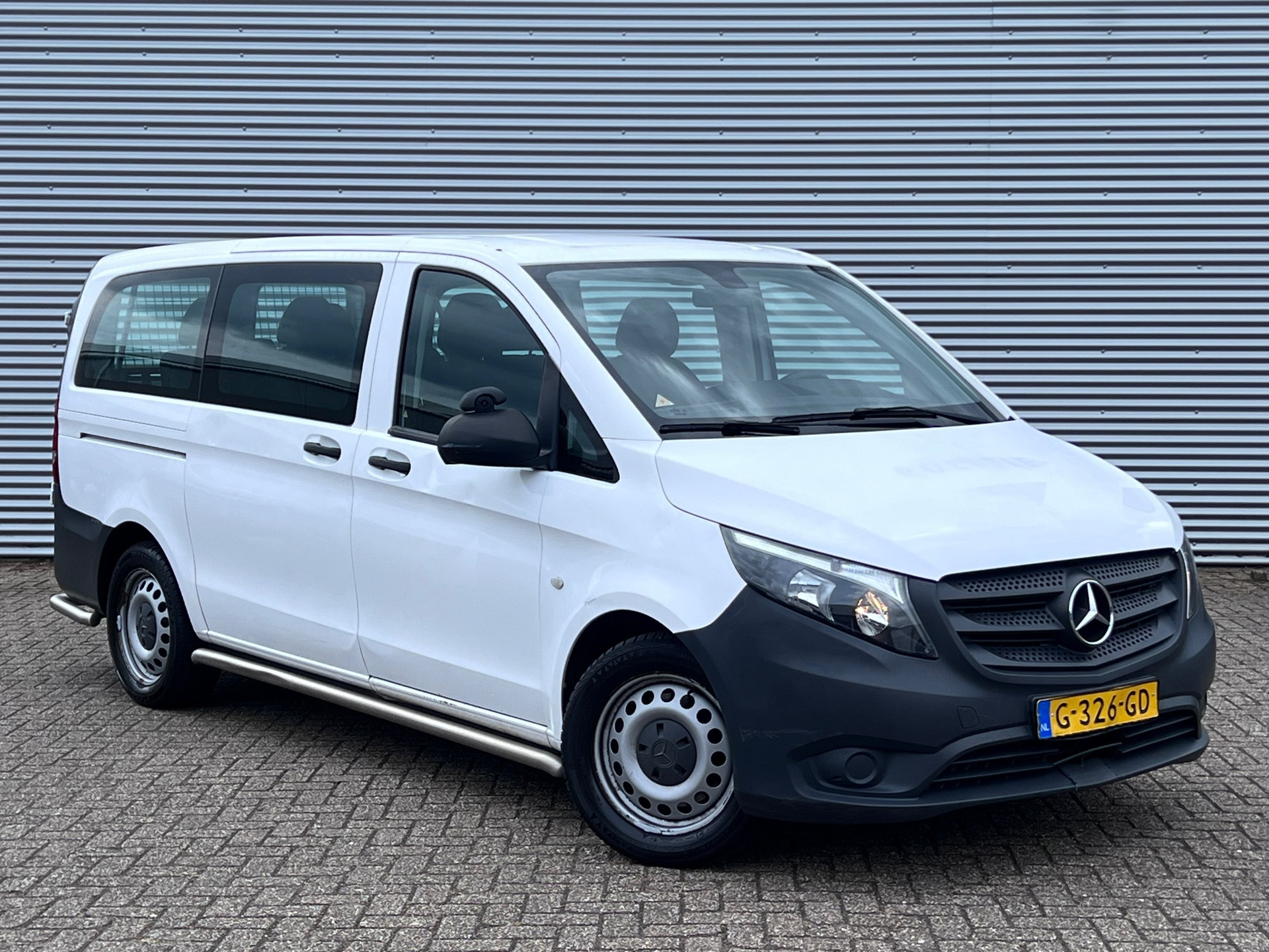 Mercedes-Benz Vito Tourer 114 CDI Select | 8 PERSOONS | NAP | LAGE KM | AUTOMAAT | AIRCO | INRUIL MOGELIJK 2019 - voorkant
