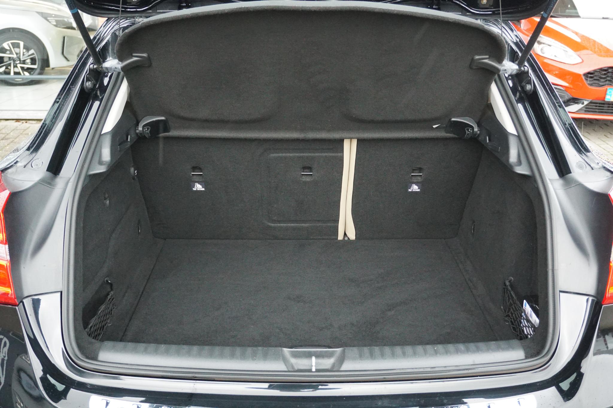 Foto van Mercedes-Benz Gla