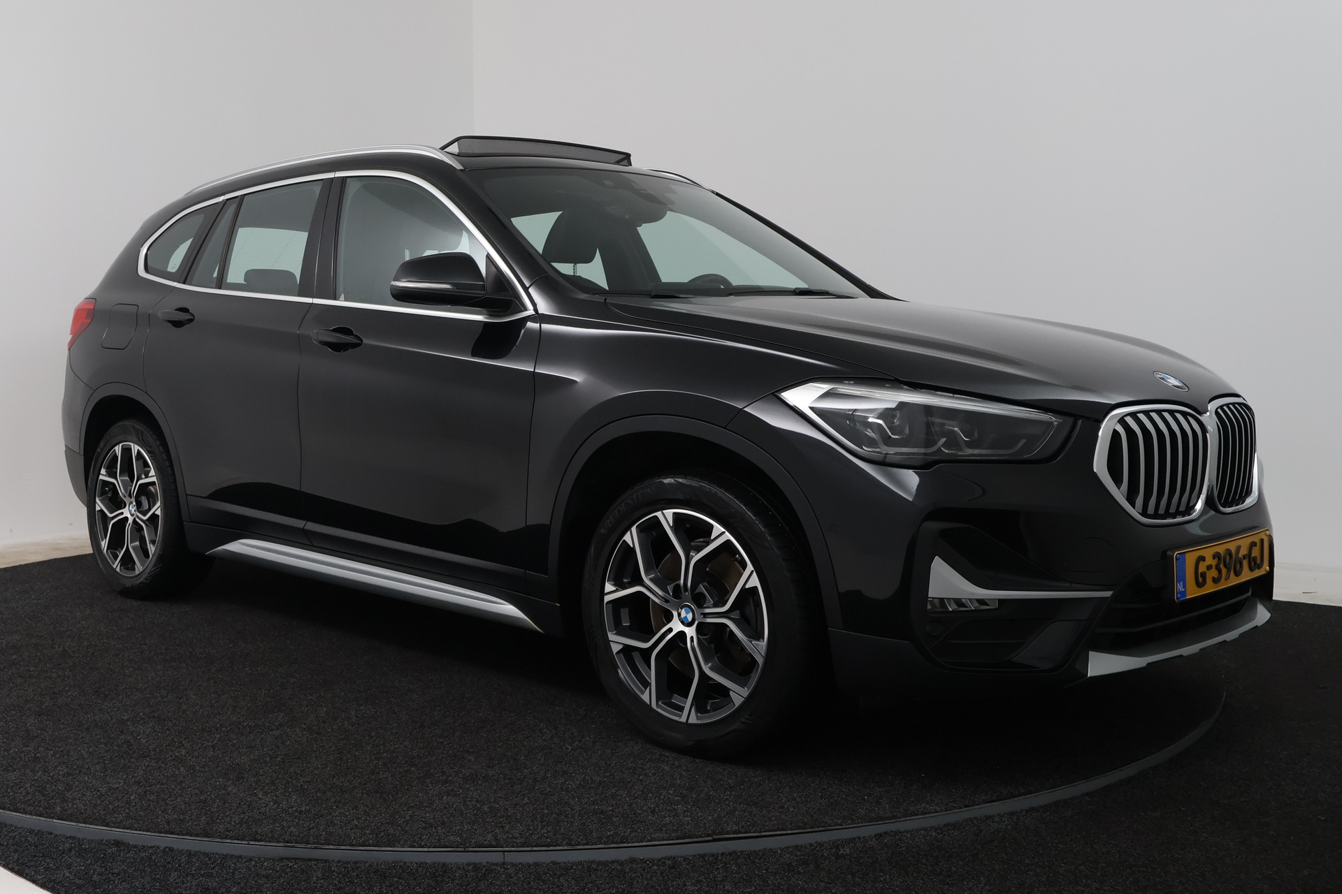 Foto van BMW X1 Sdrive20i