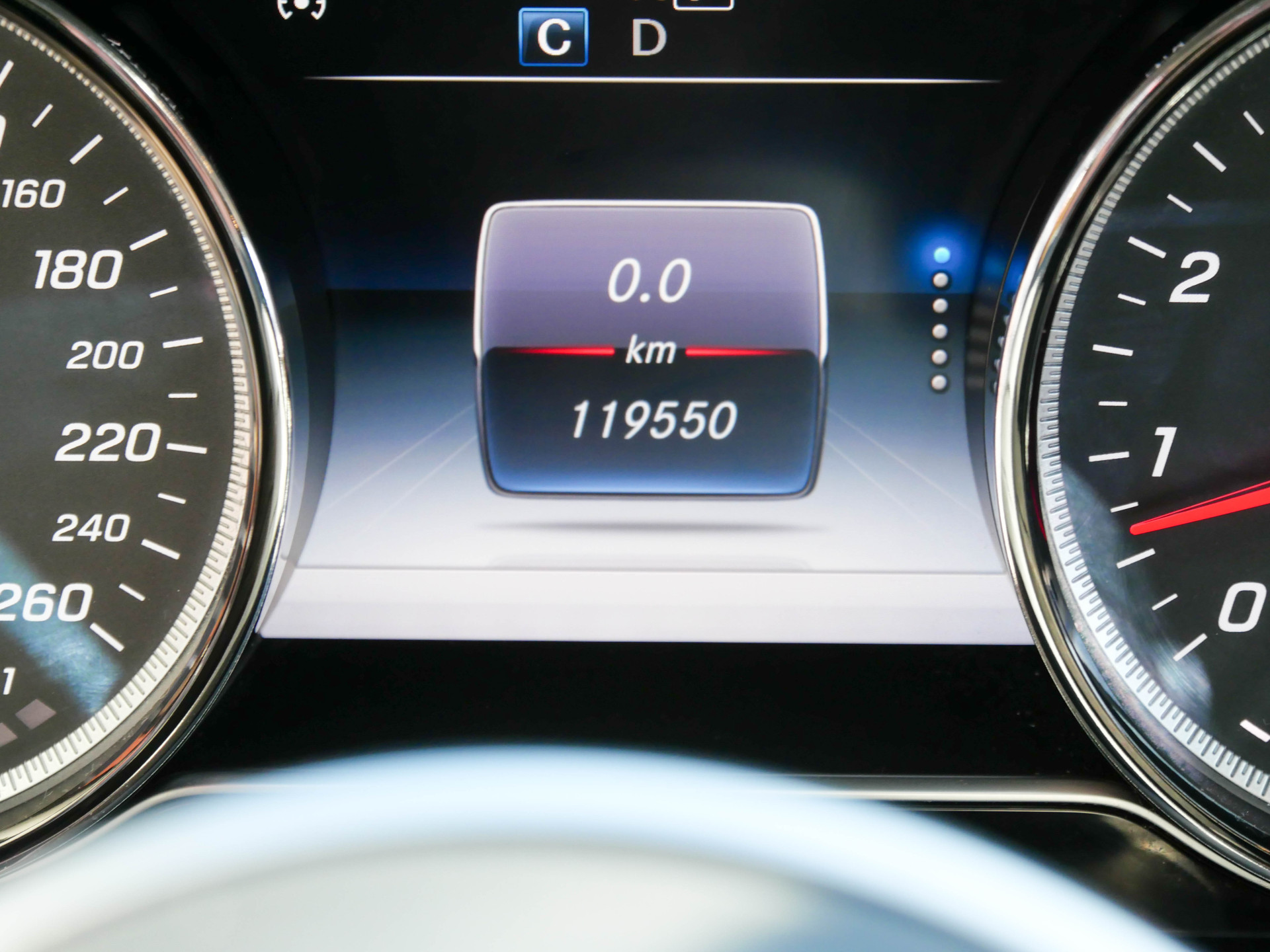 Foto van Mercedes-Benz E 200