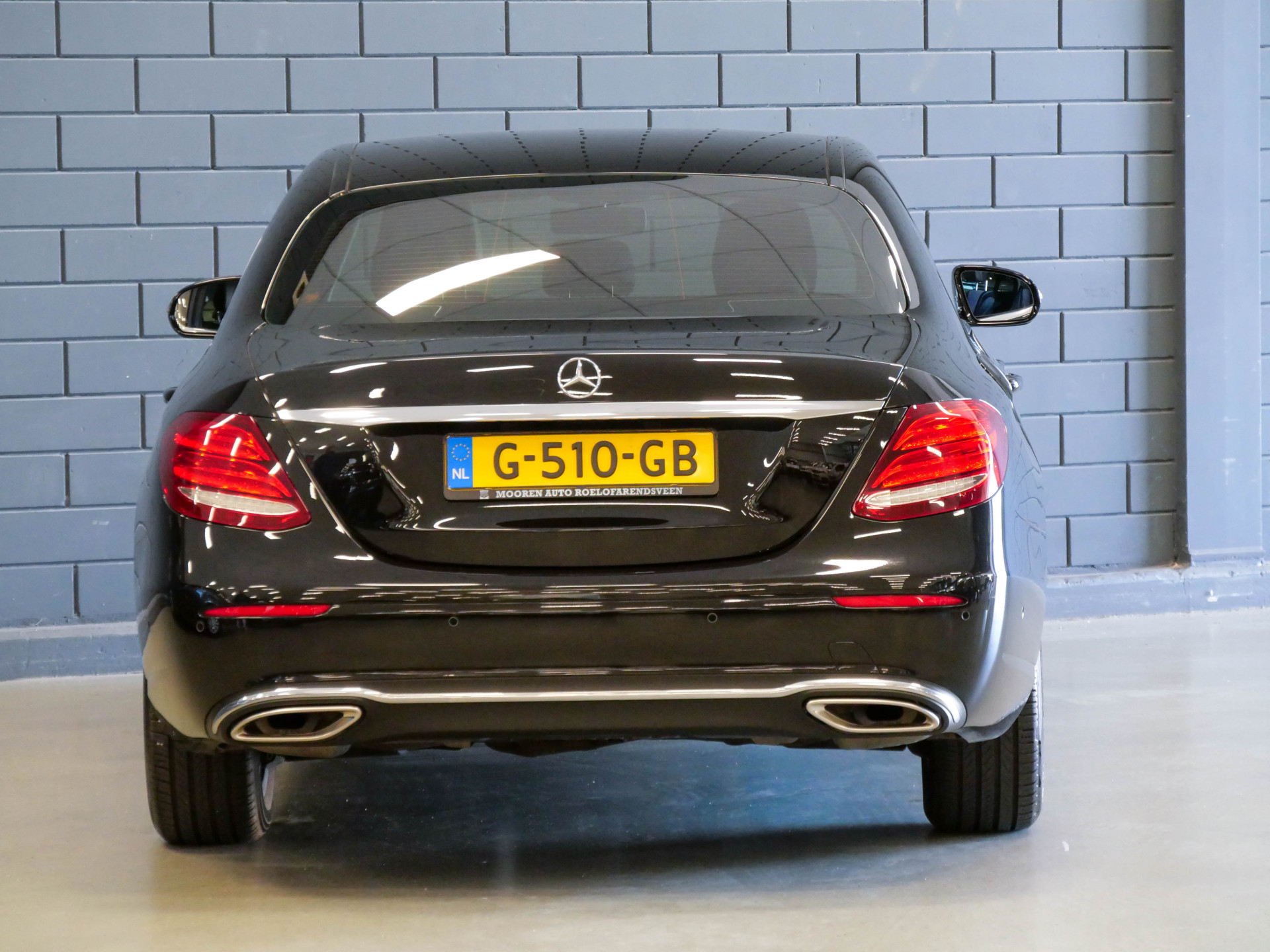 Foto van Mercedes-Benz E 200