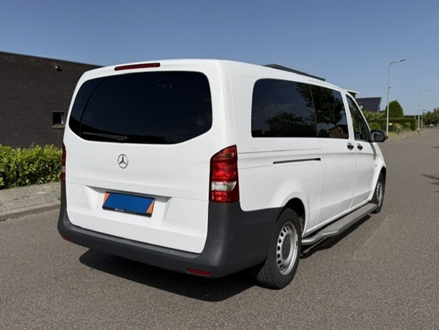 Foto van Mercedes-Benz Vito Tourer