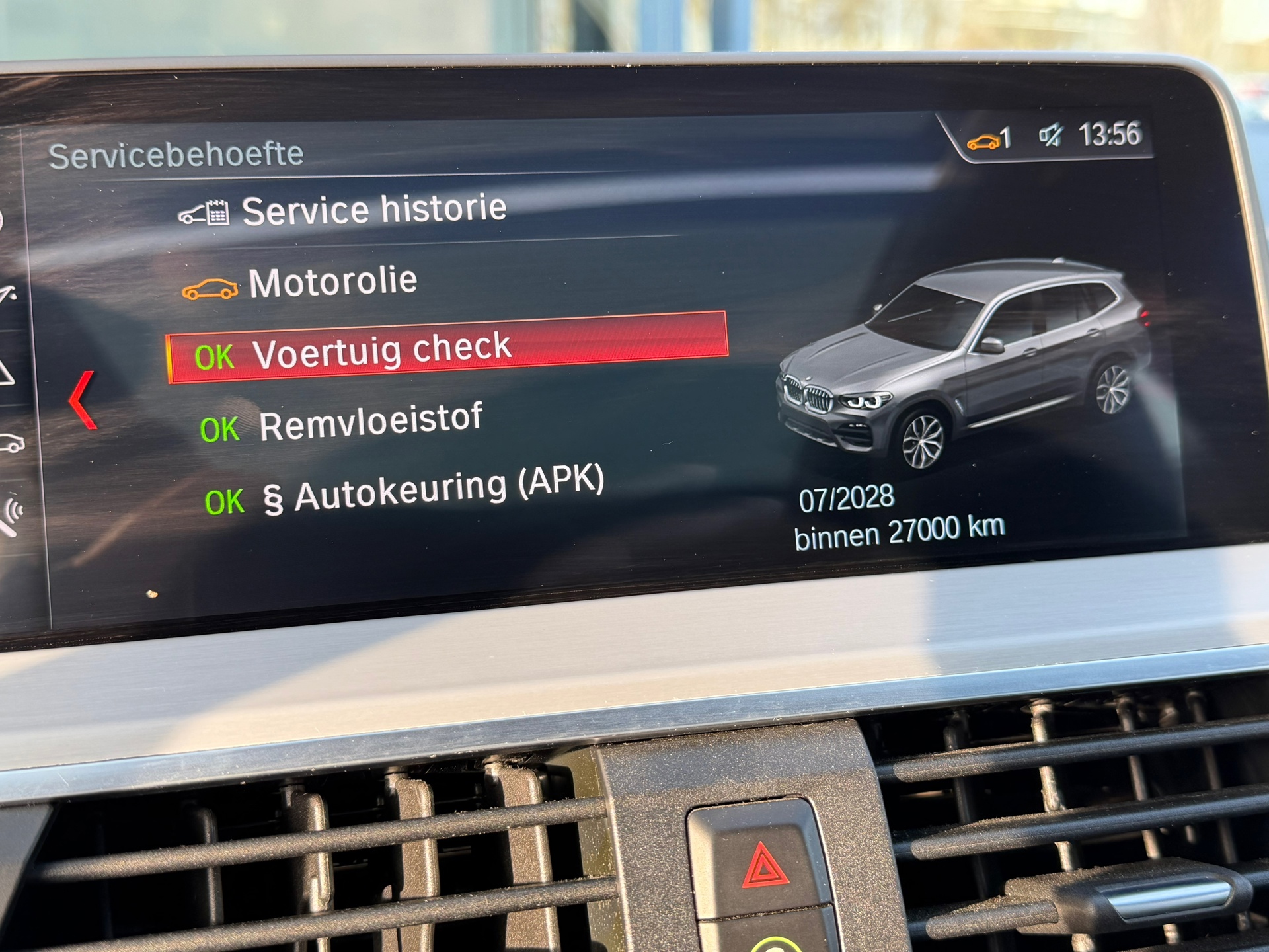 Foto van BMW X3 Sdrive20i