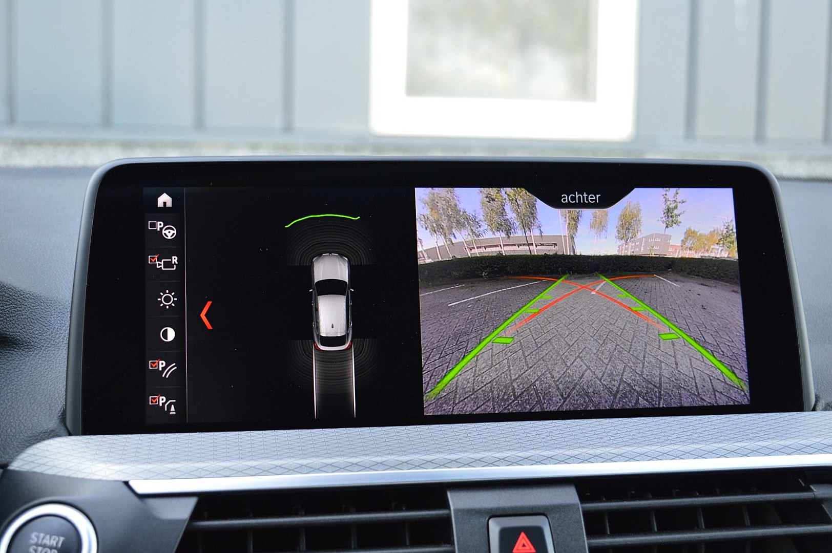 Foto van BMW X4 Xdrive20i