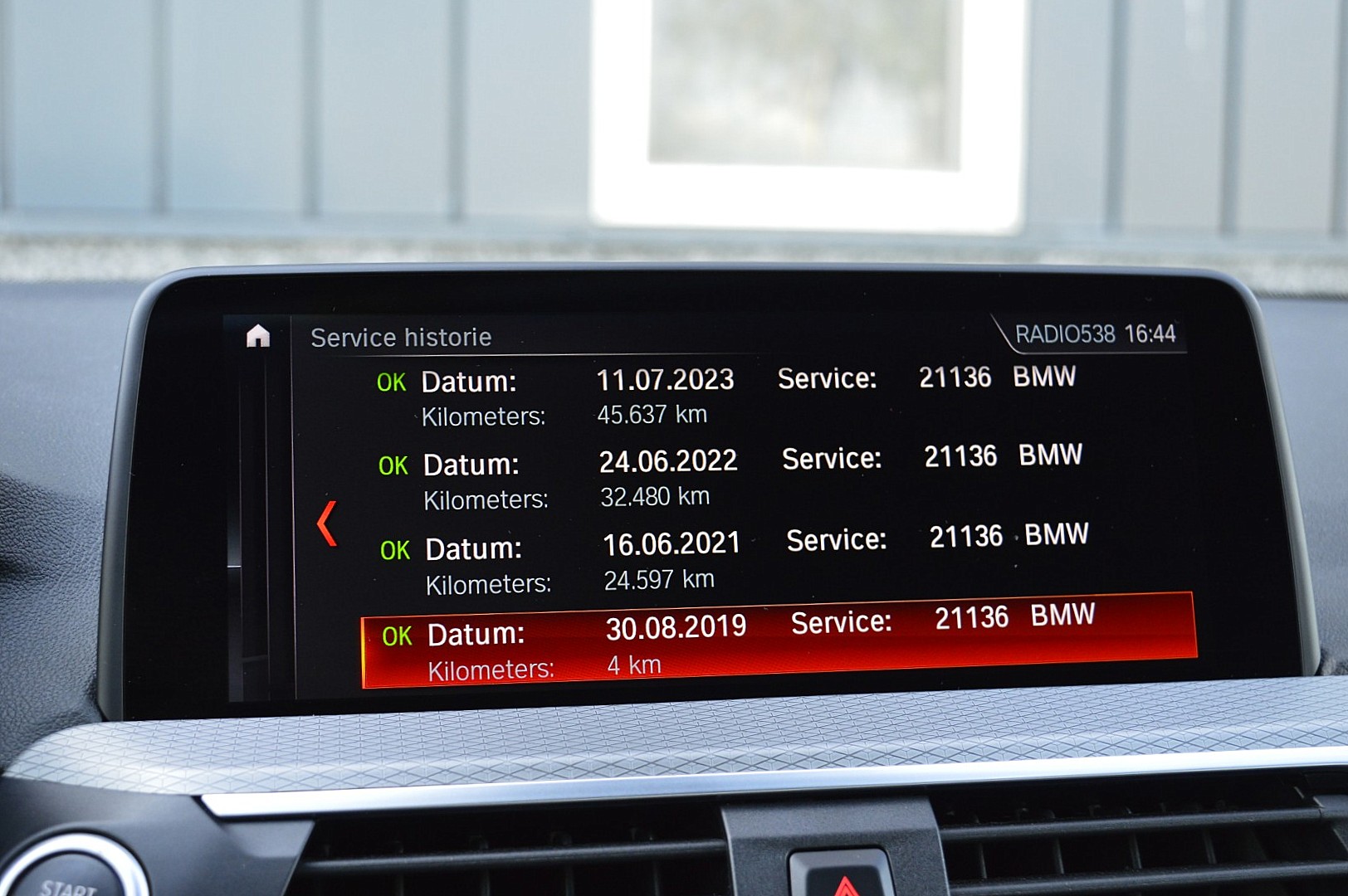Foto van BMW X4 Xdrive20i