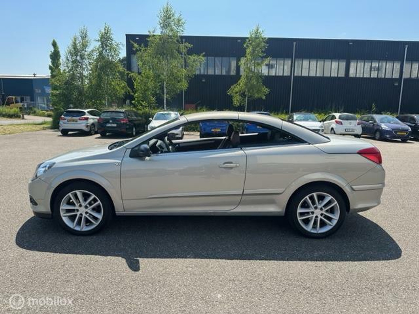 Foto van Opel Astra Twintop