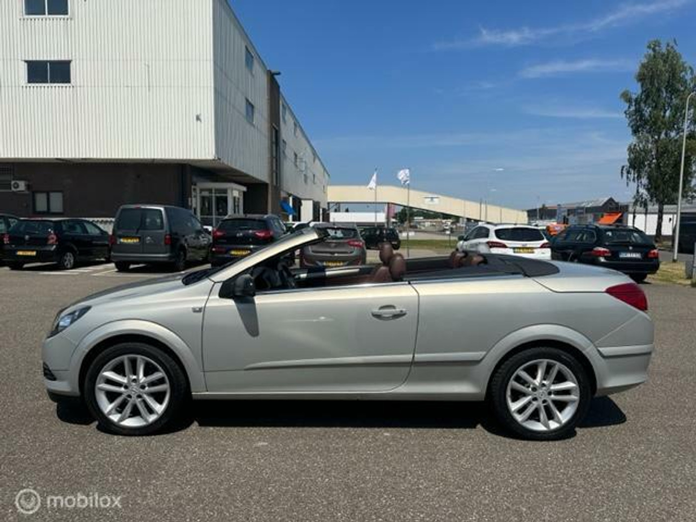 Foto van Opel Astra Twintop