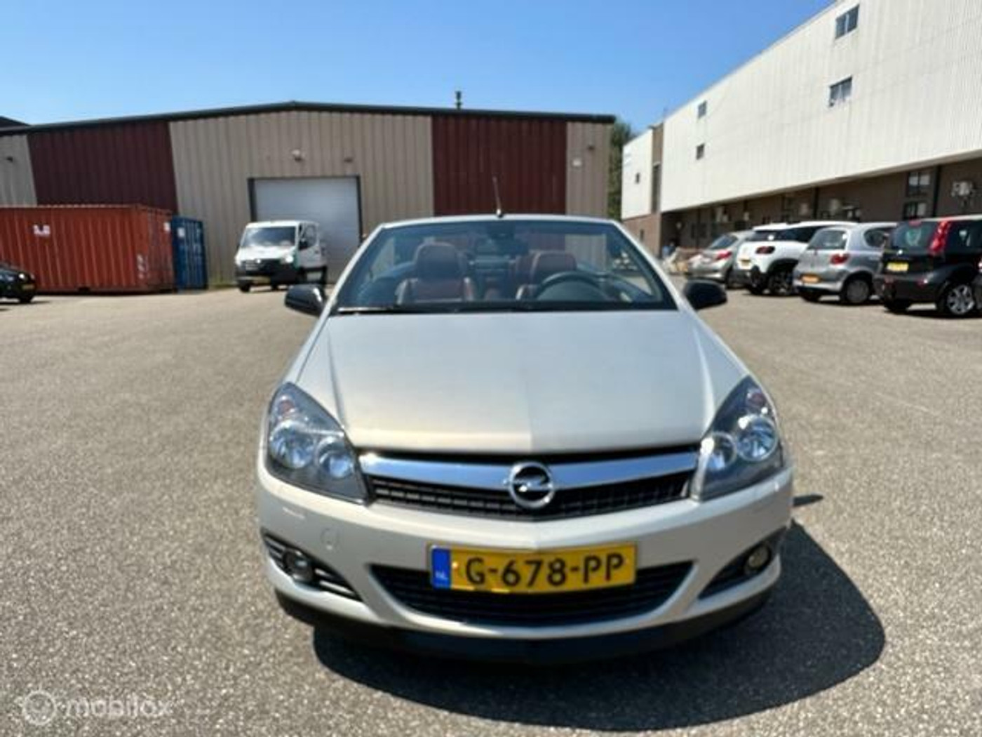Foto van Opel Astra Twintop