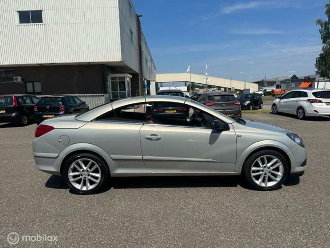 Foto van Opel Astra Twintop