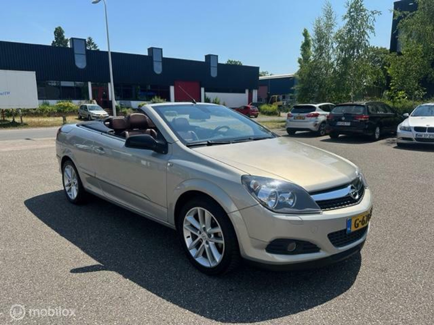 Foto van Opel Astra Twintop